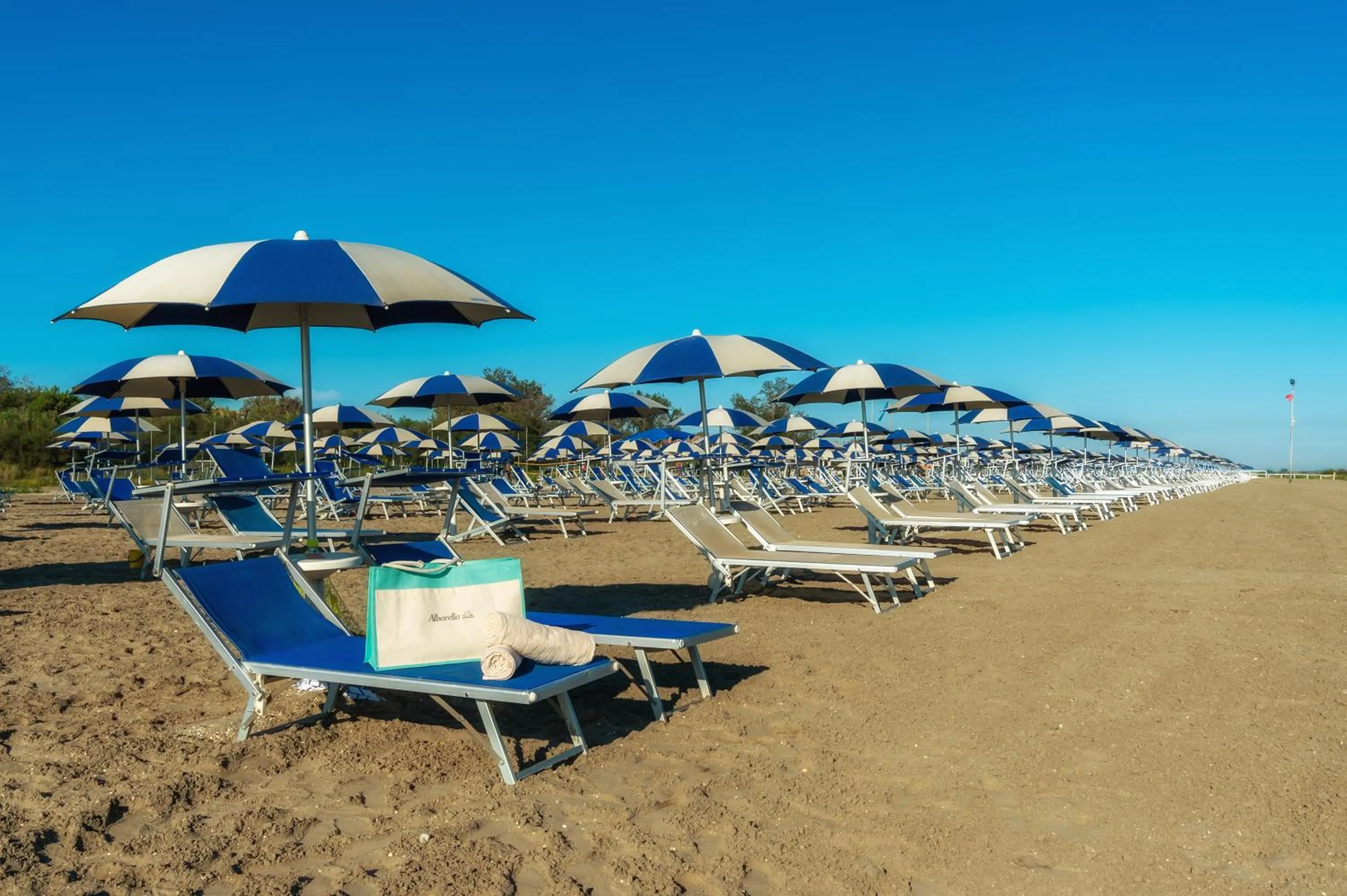 Beach in Isola di Albarella Hotel Capo Nord