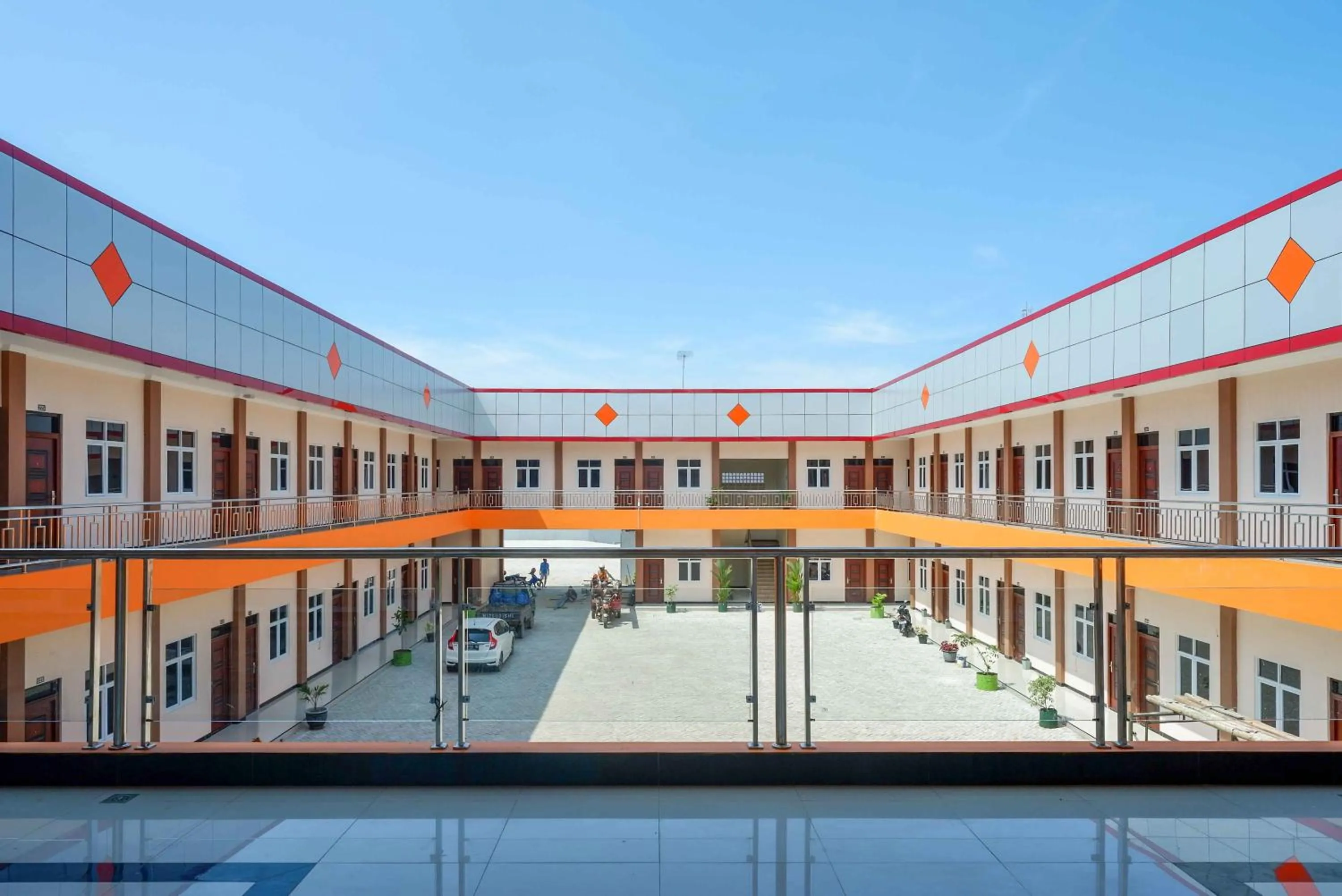 Property building in RedDoorz Plus @ Jl Pemuda Pati