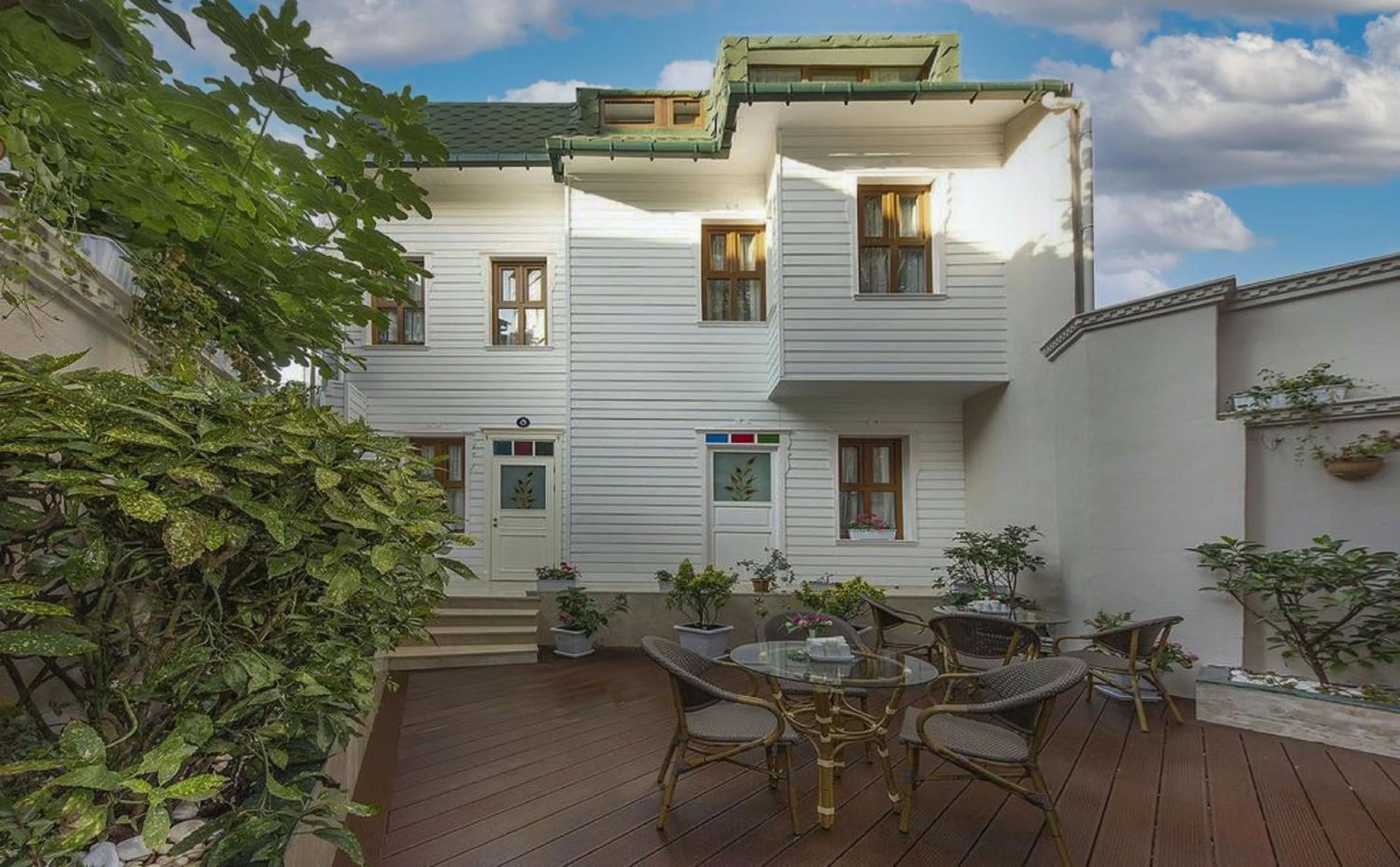 Property building in Villa Paradiso Hotel & Spa