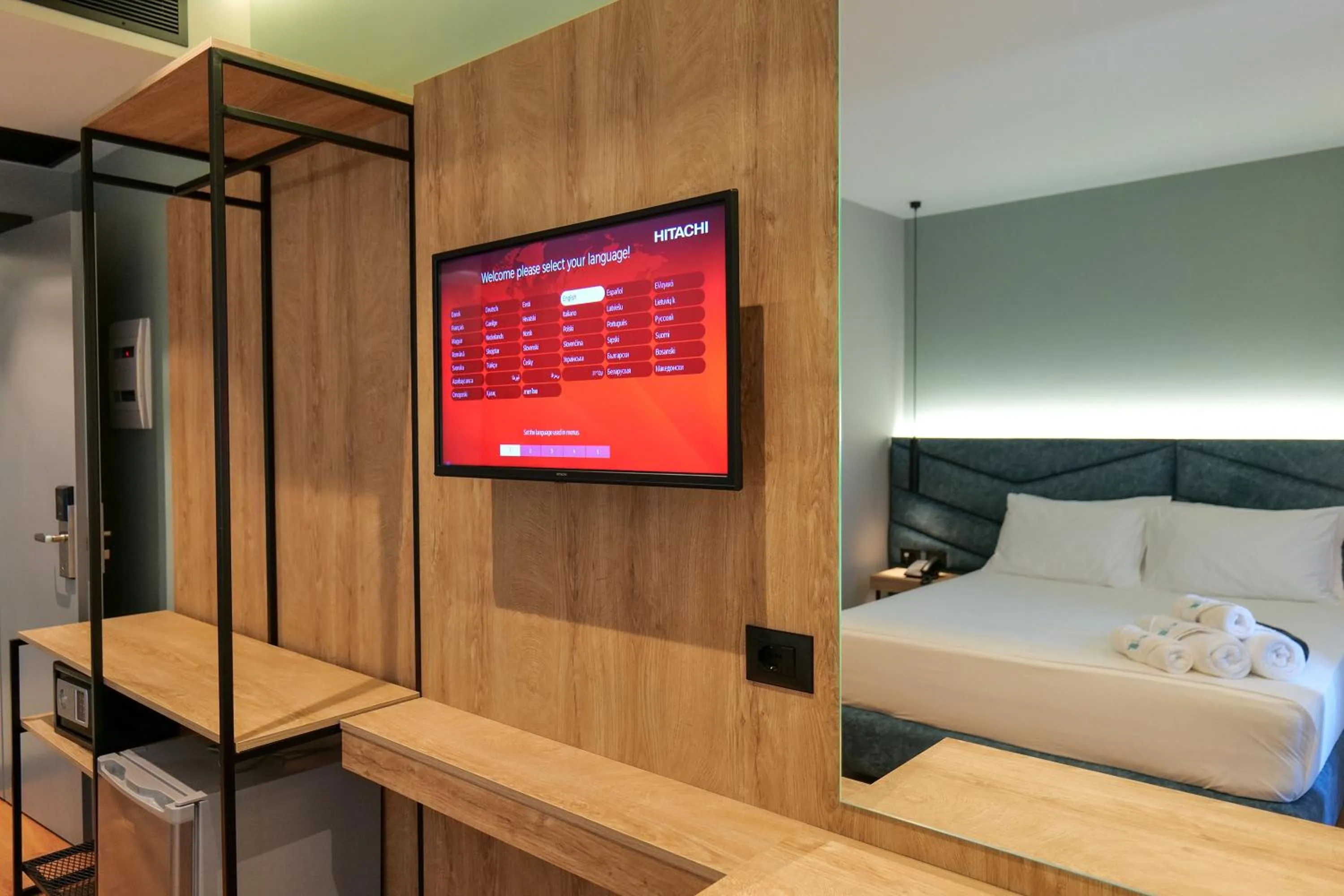 Photo of the whole room, Bed in Seawave Hotel