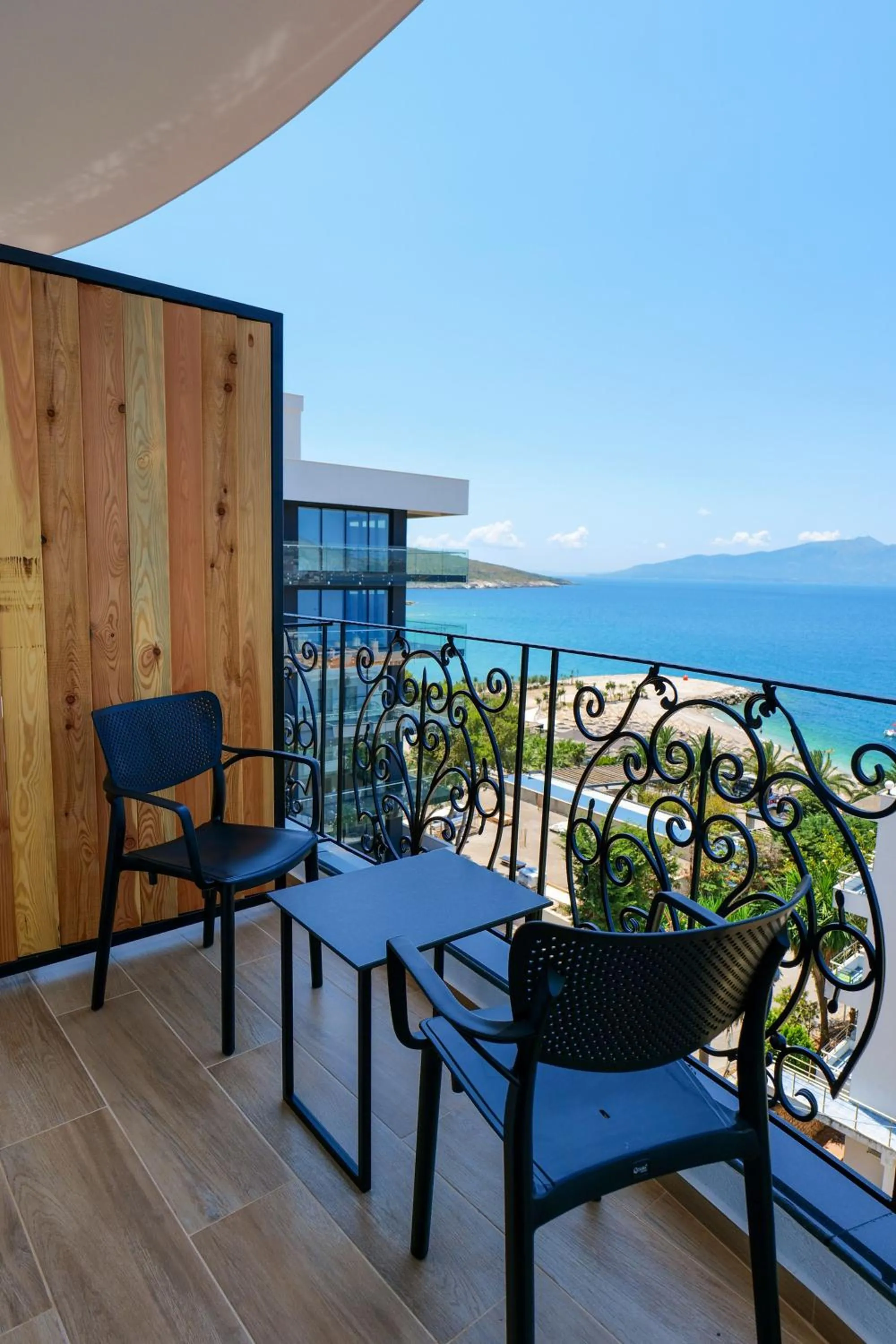 Balcony/Terrace in Seawave Hotel