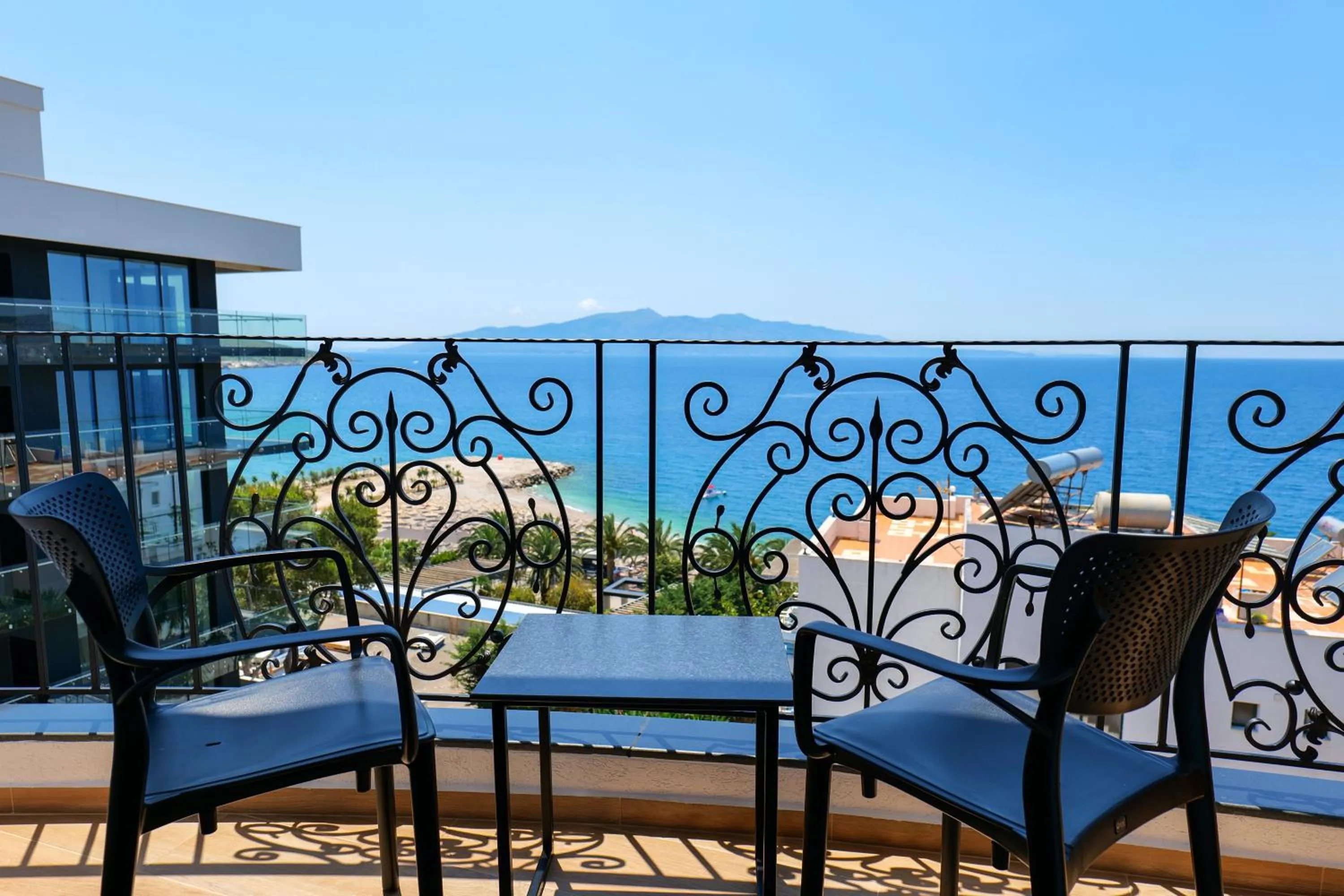 Balcony/Terrace in Seawave Hotel