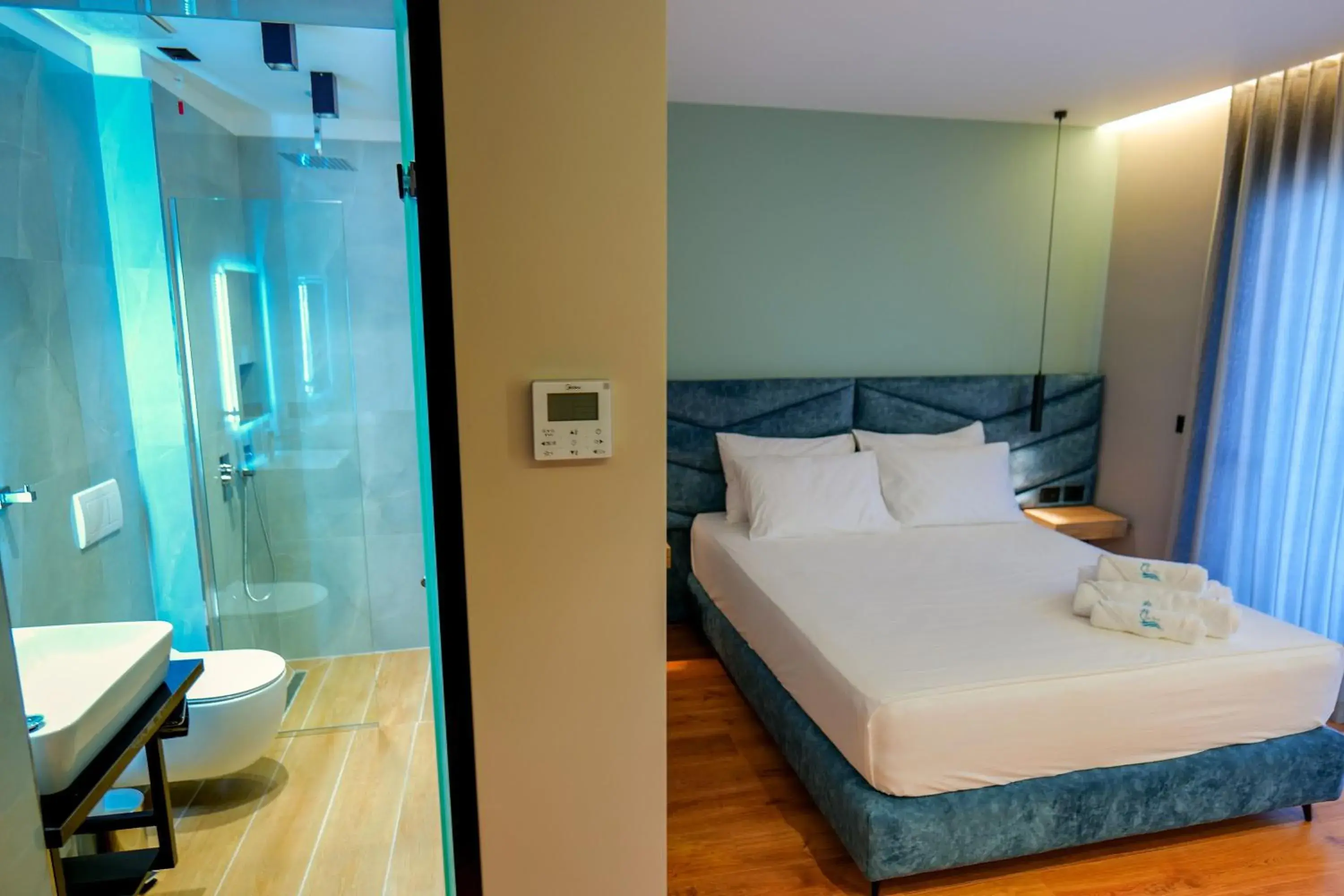 Double Room with Side Sea View in Seawave Hotel Double Room with Side Sea View in Seawave Hotel