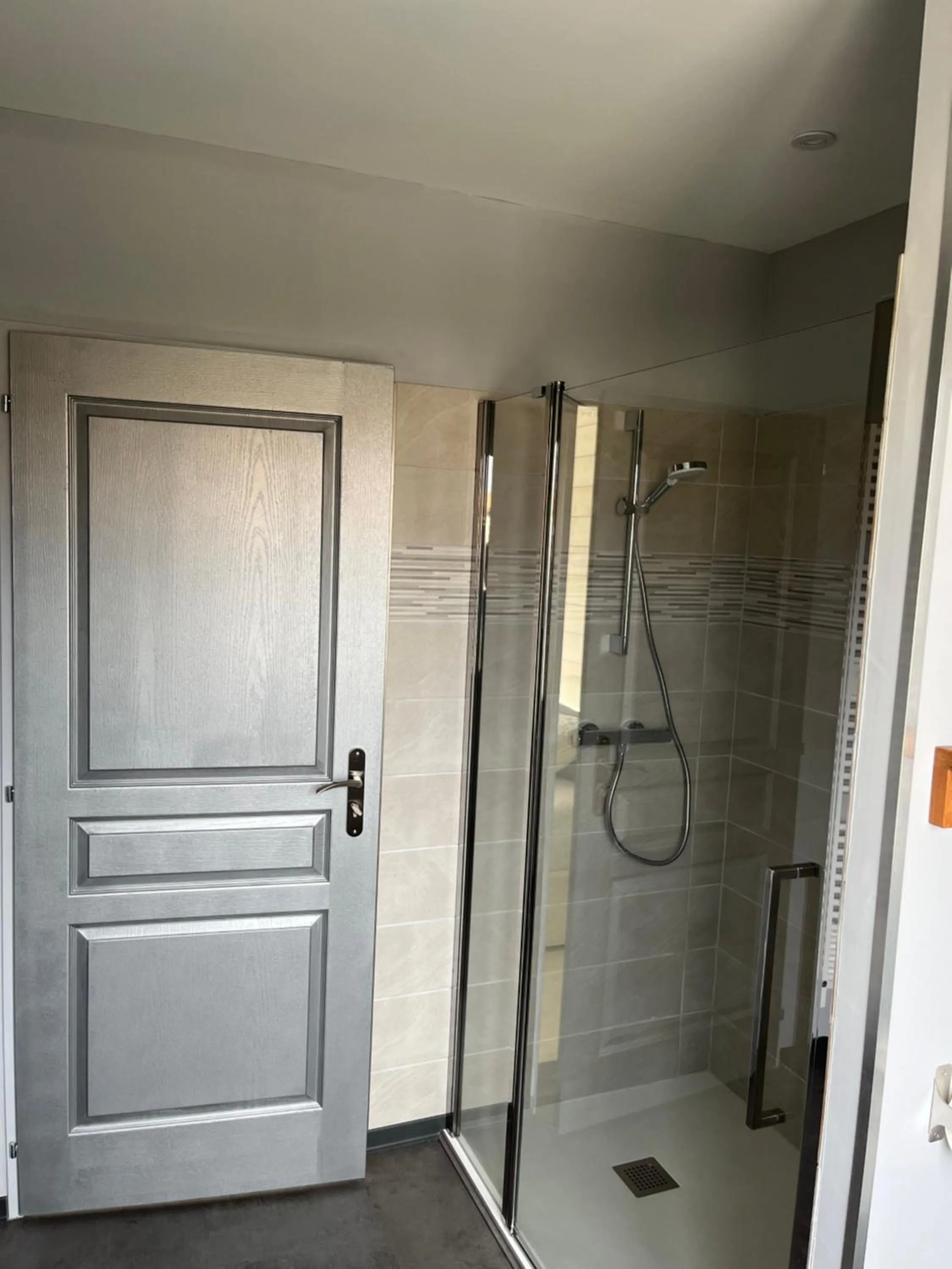 Shower in Chambres d hôtes Villa Anani Cosson alex