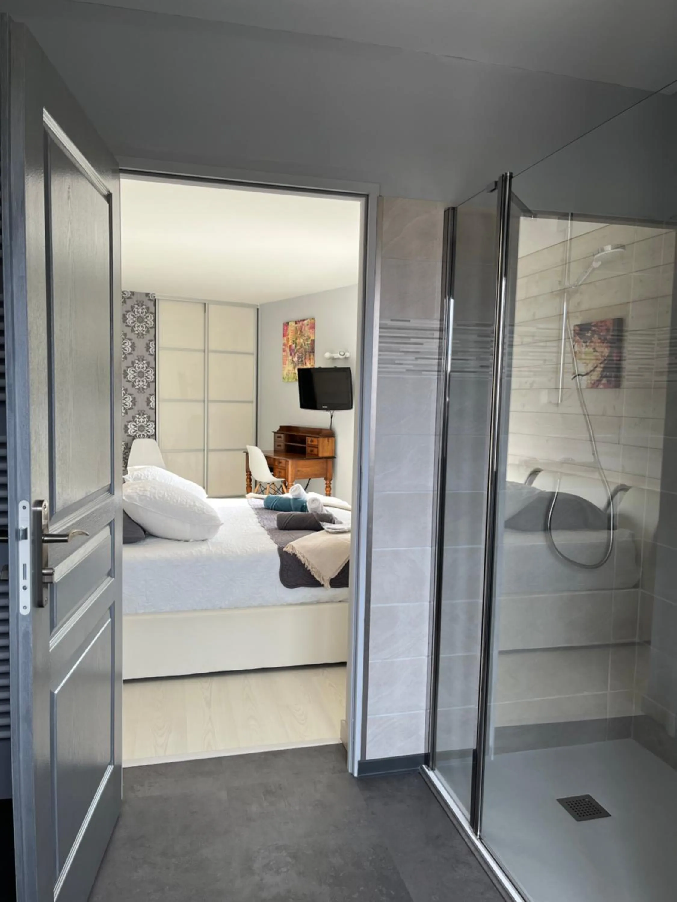 Bedroom, Bed in Chambres d hôtes Villa Anani Cosson alex