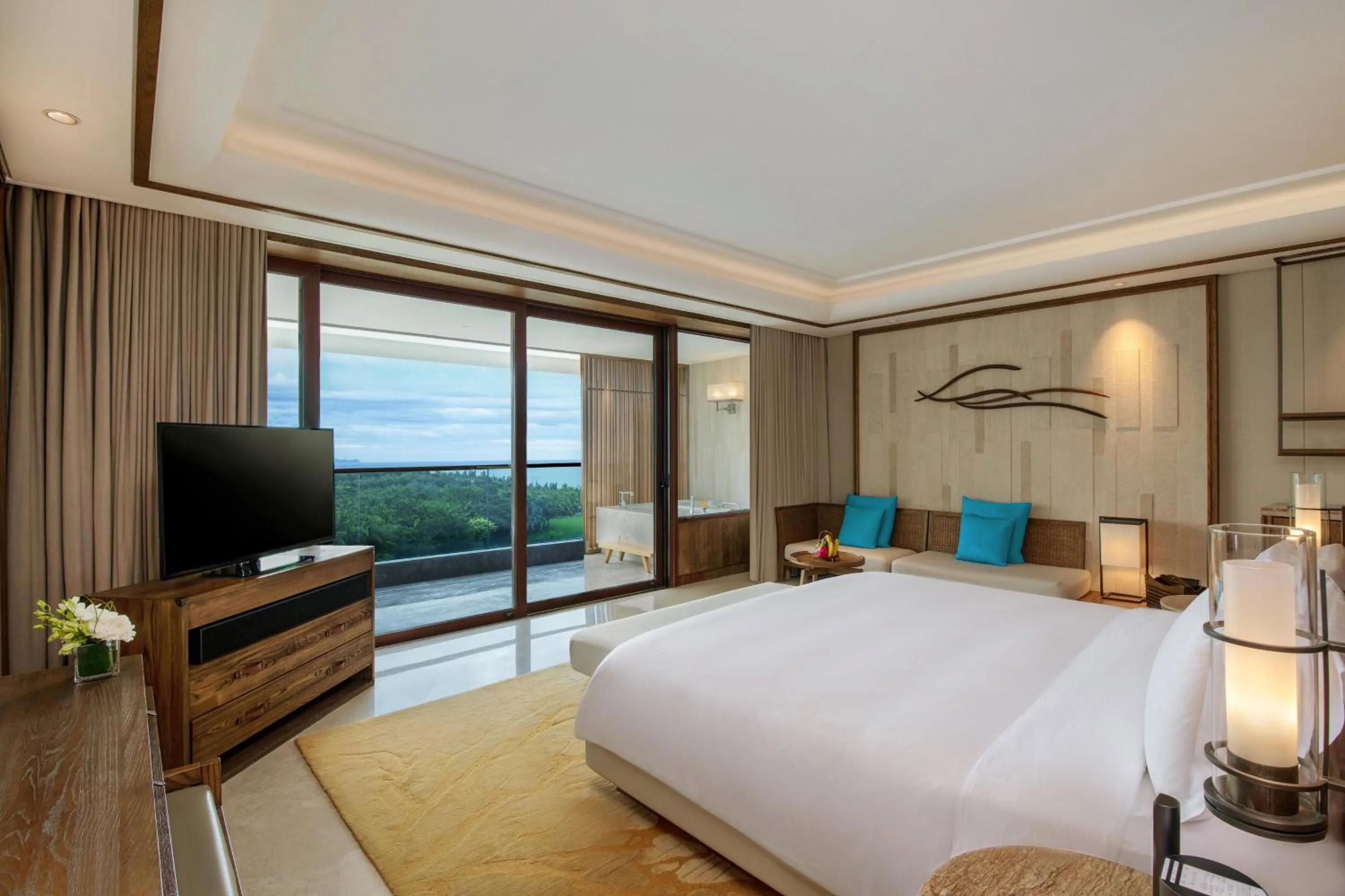 Photo of the whole room, Bed in InterContinental Sanya Haitang Bay Resort by IHG