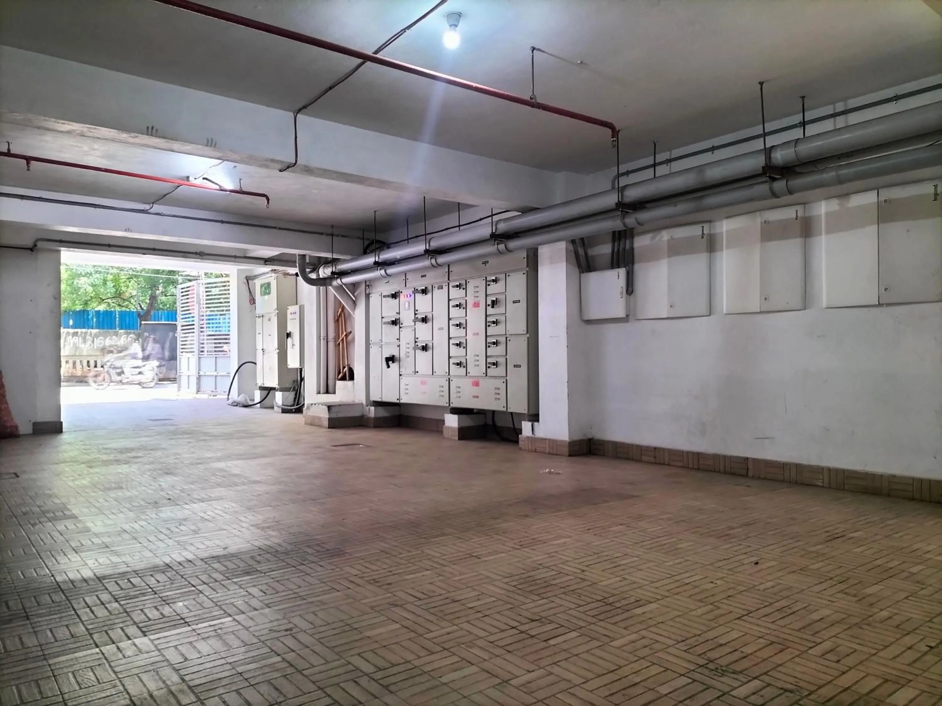 Parking in Treebo Premium Raffis' Andalusia Bay Way