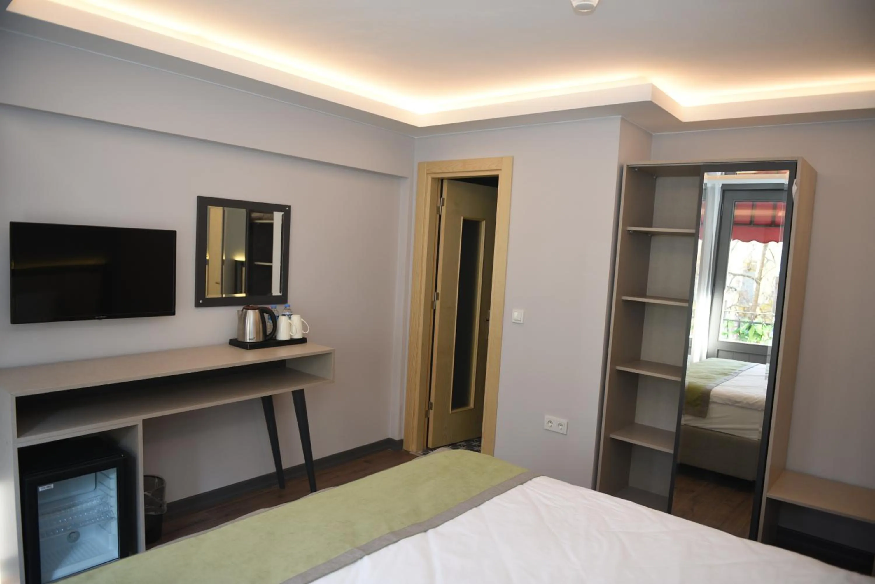 Photo of the whole room, Bed in BEST HOTEL KADIKOY