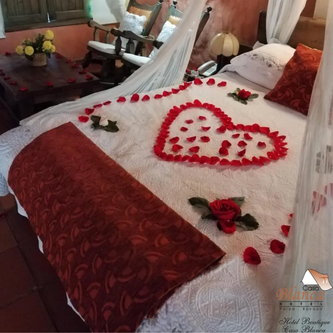 Bed in Hotel Casablanca Natural Spa