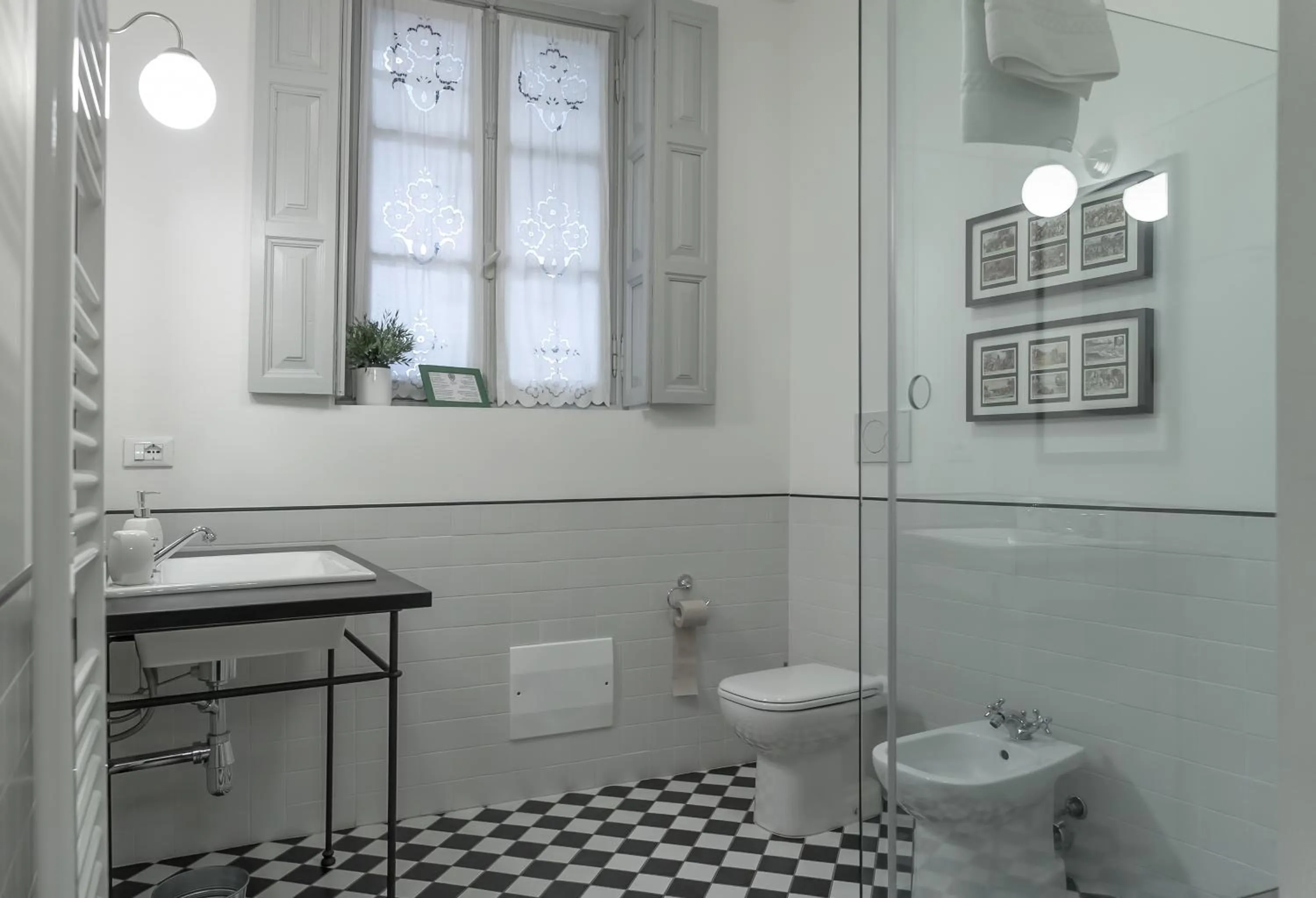 Bathroom in Locanda San Bernardo