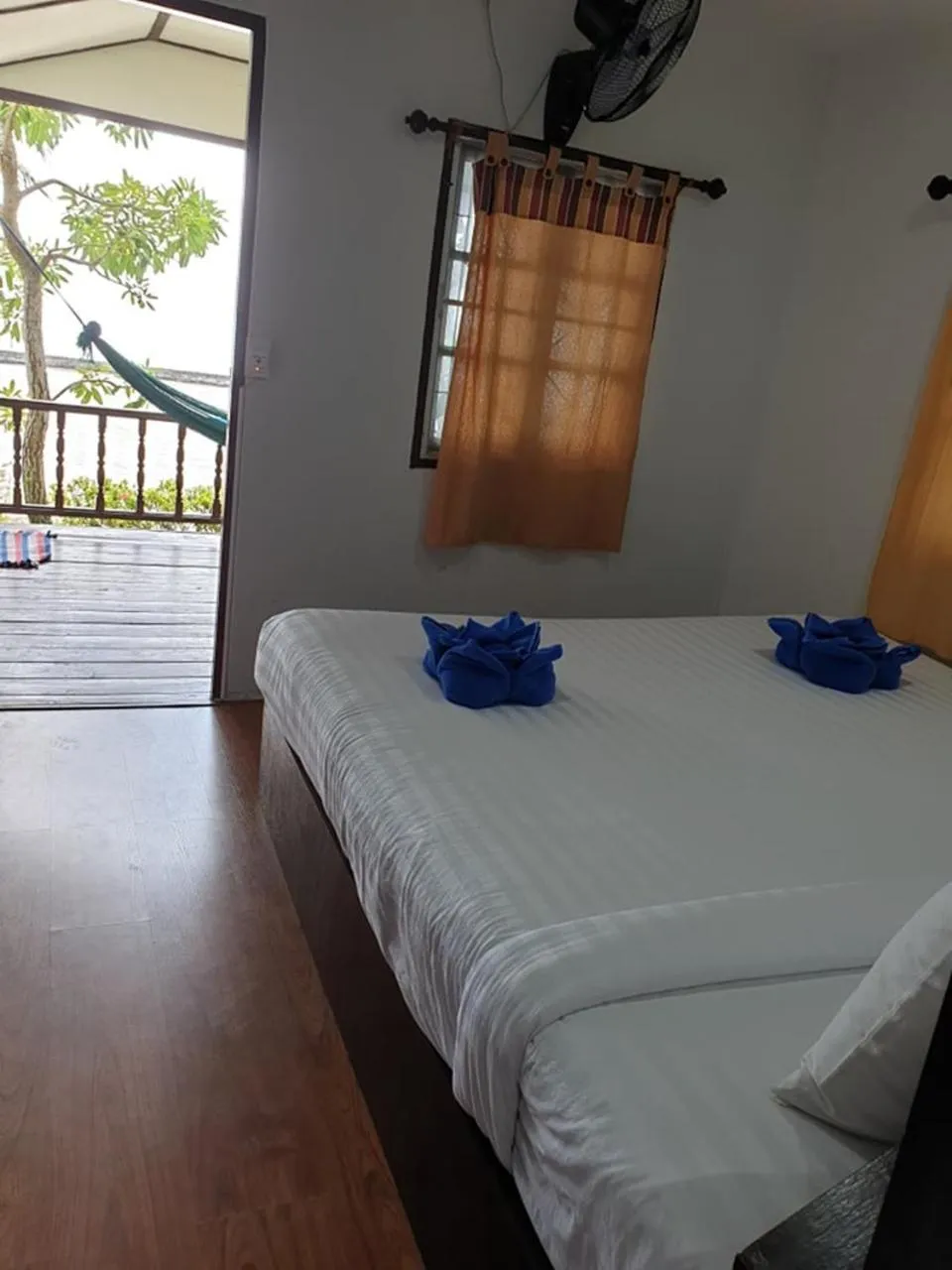 Bed in Laemson Resort