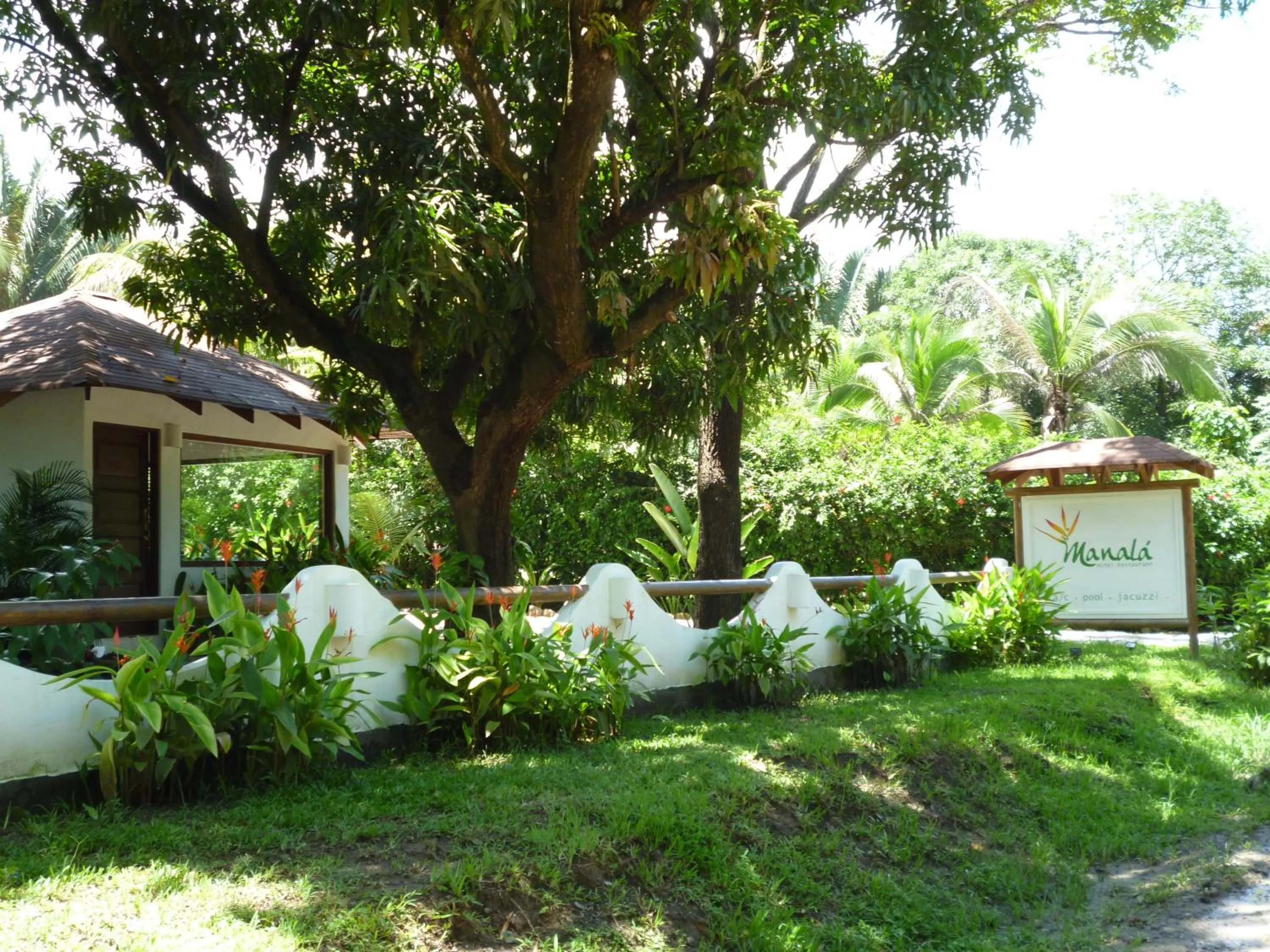 Garden in Manala Hotel