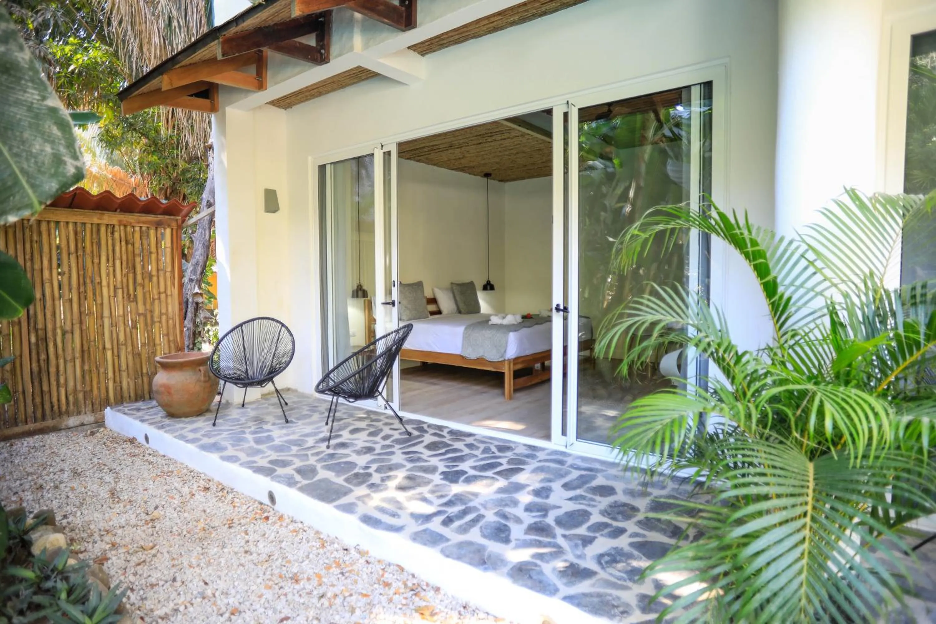 Patio in Manala Hotel