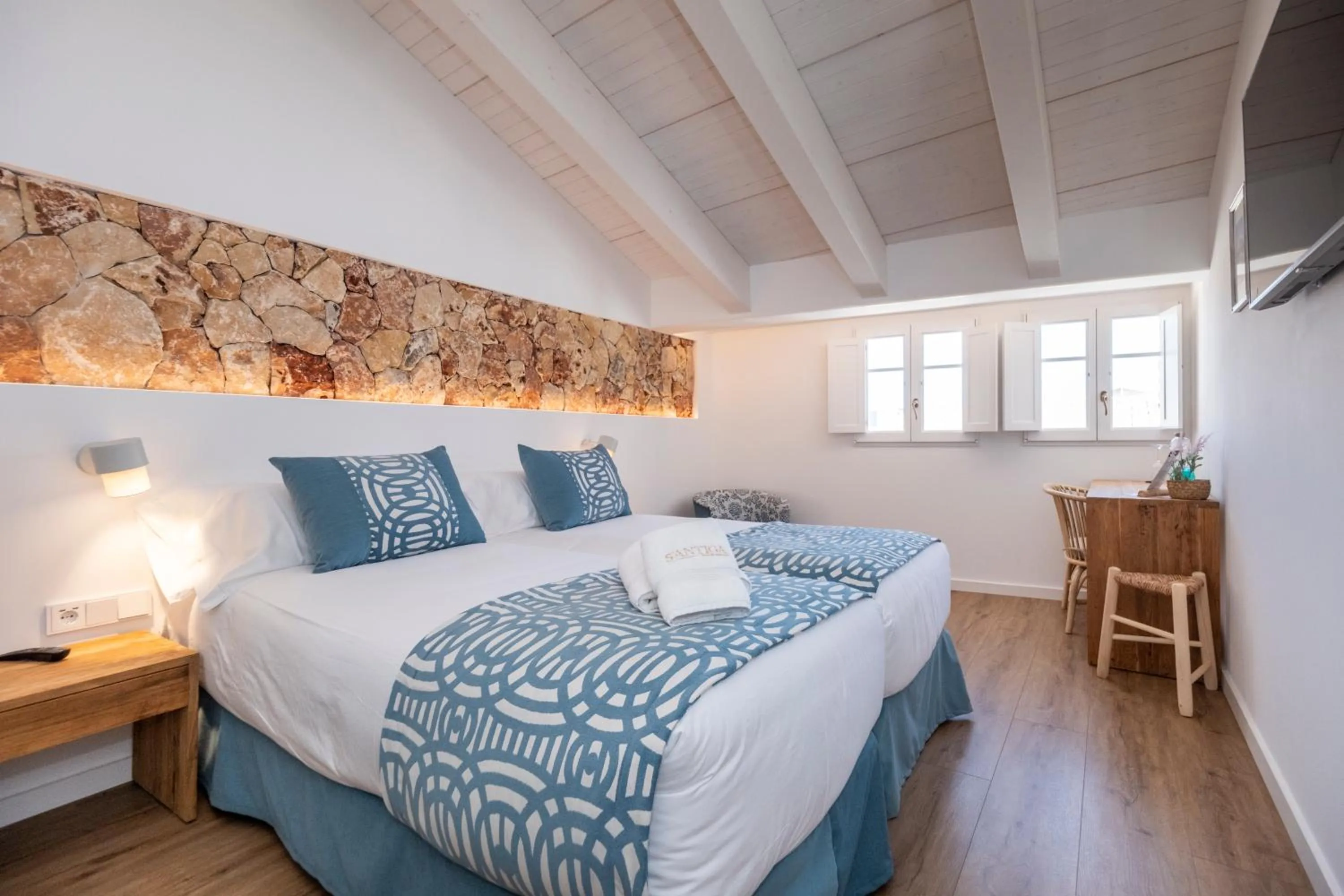 Bed in Hotel S'Antiga Adults Only