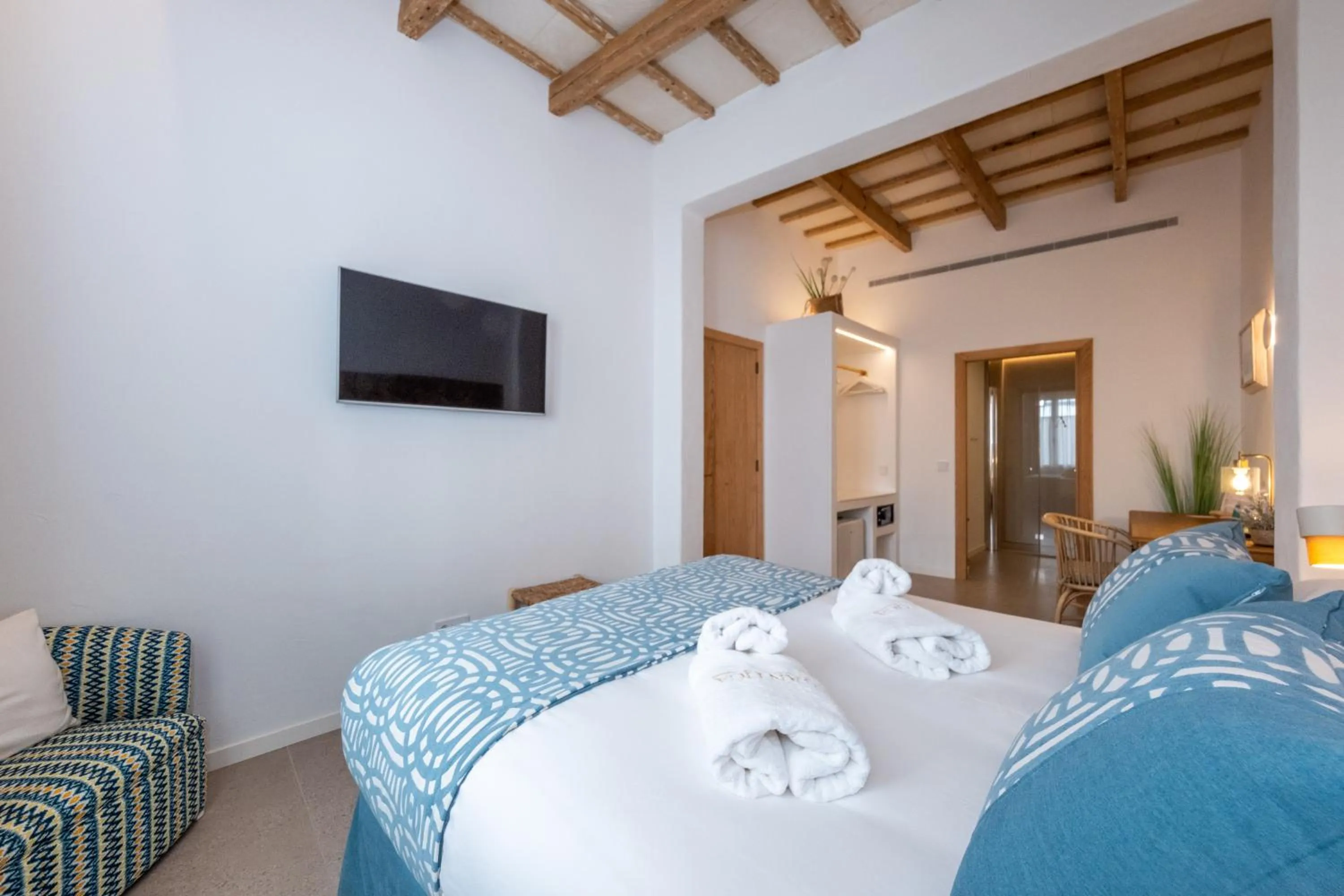 Bed in Hotel S'Antiga Adults Only