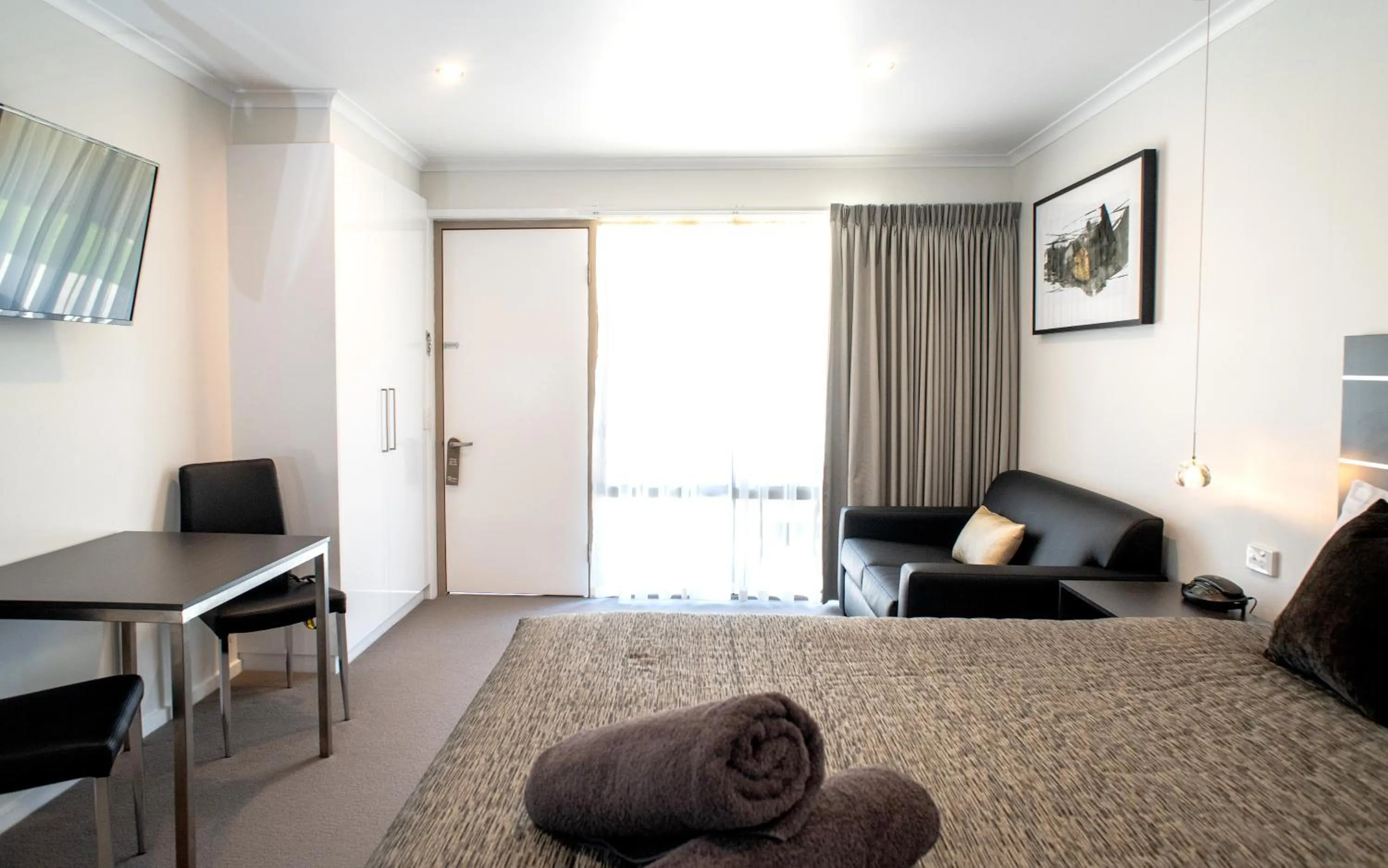 Bedroom, Bed in Tea House Motor Inn