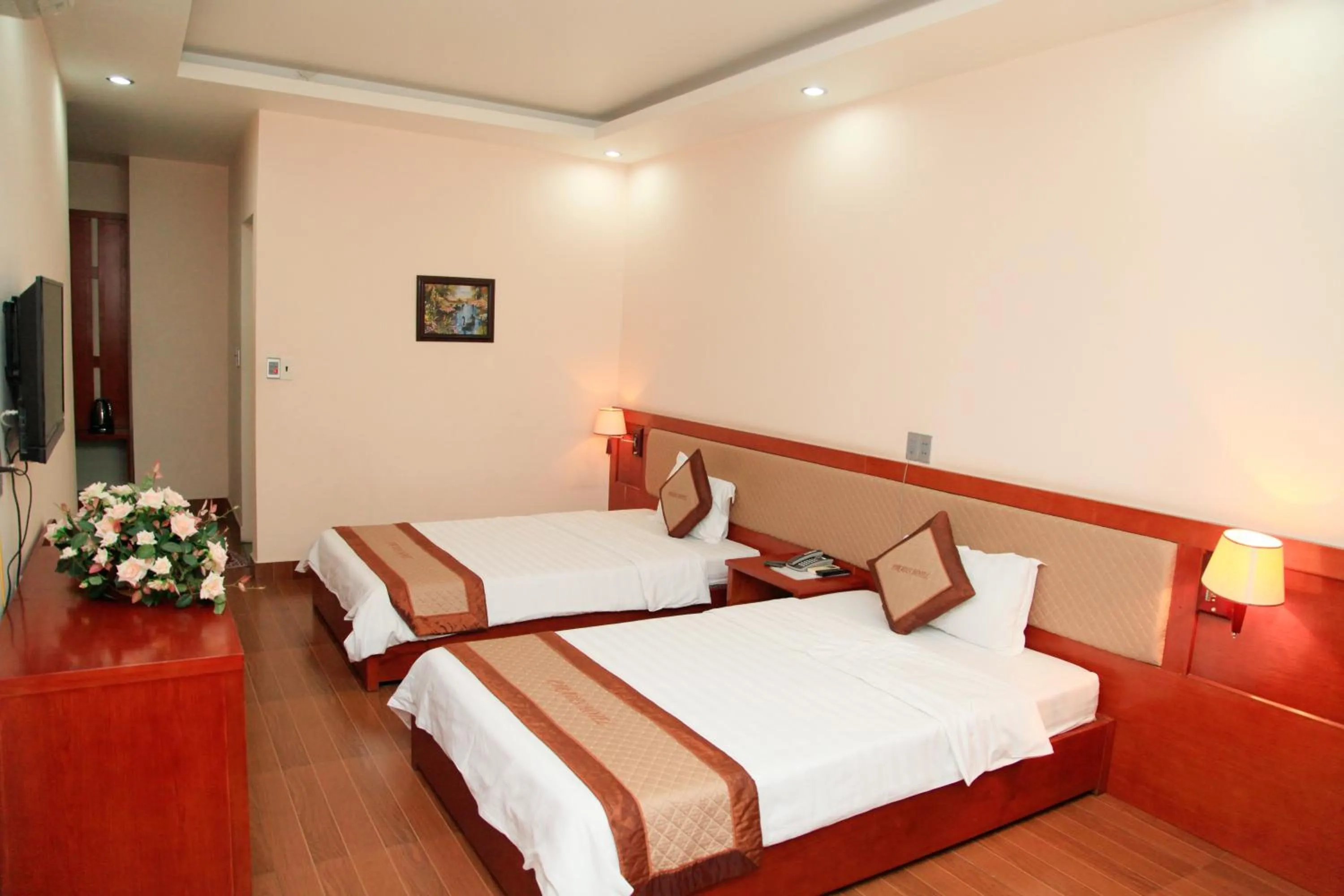 Bed in Paradis Hotel