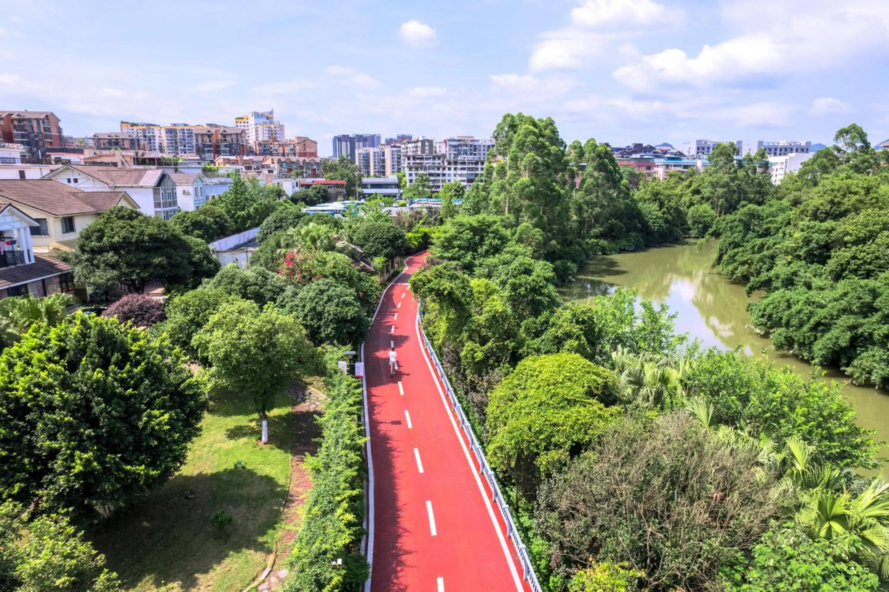 Hiking in Grand Bravo Guilin