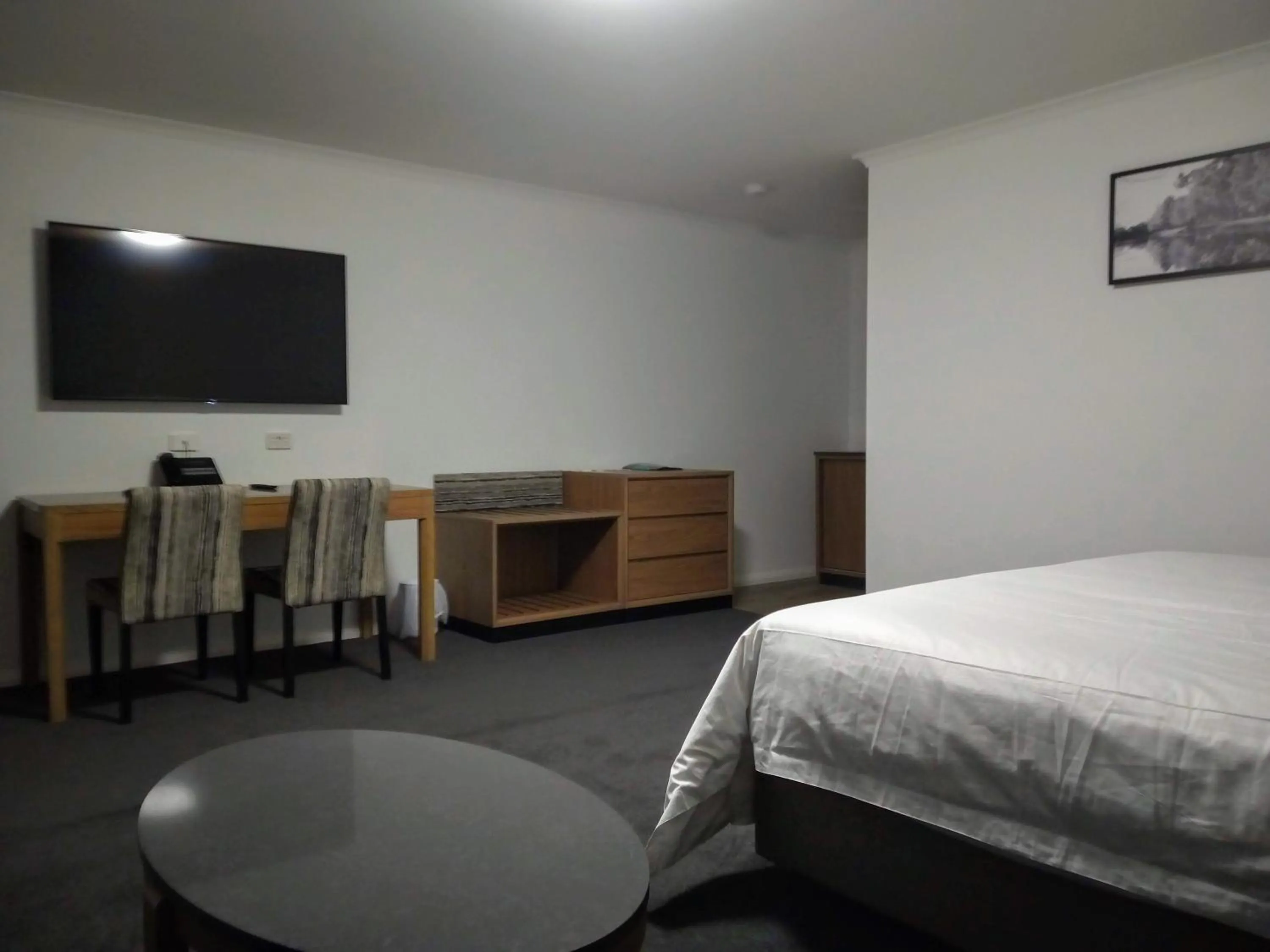 TV and multimedia, Bed in Winning Post Motor Inn