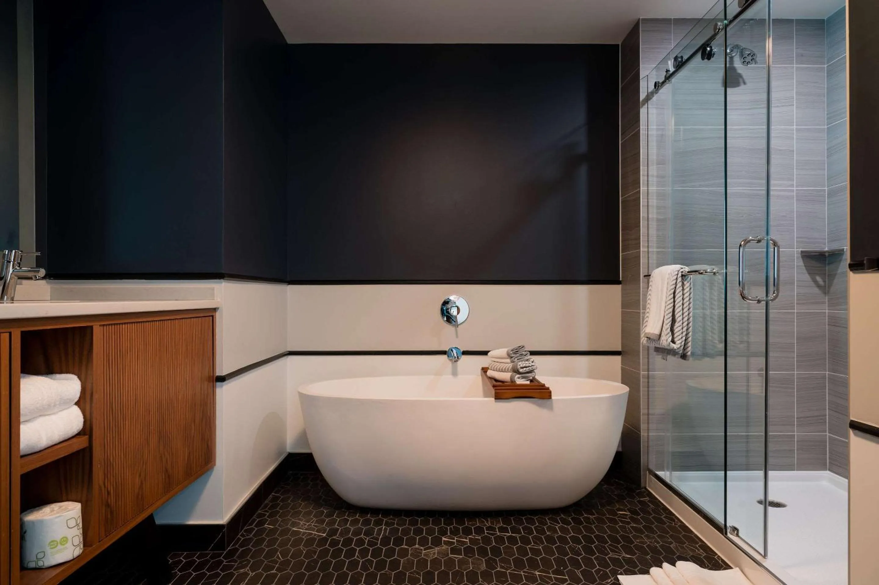 Bedroom in Cambria Hotel Boston Somerville