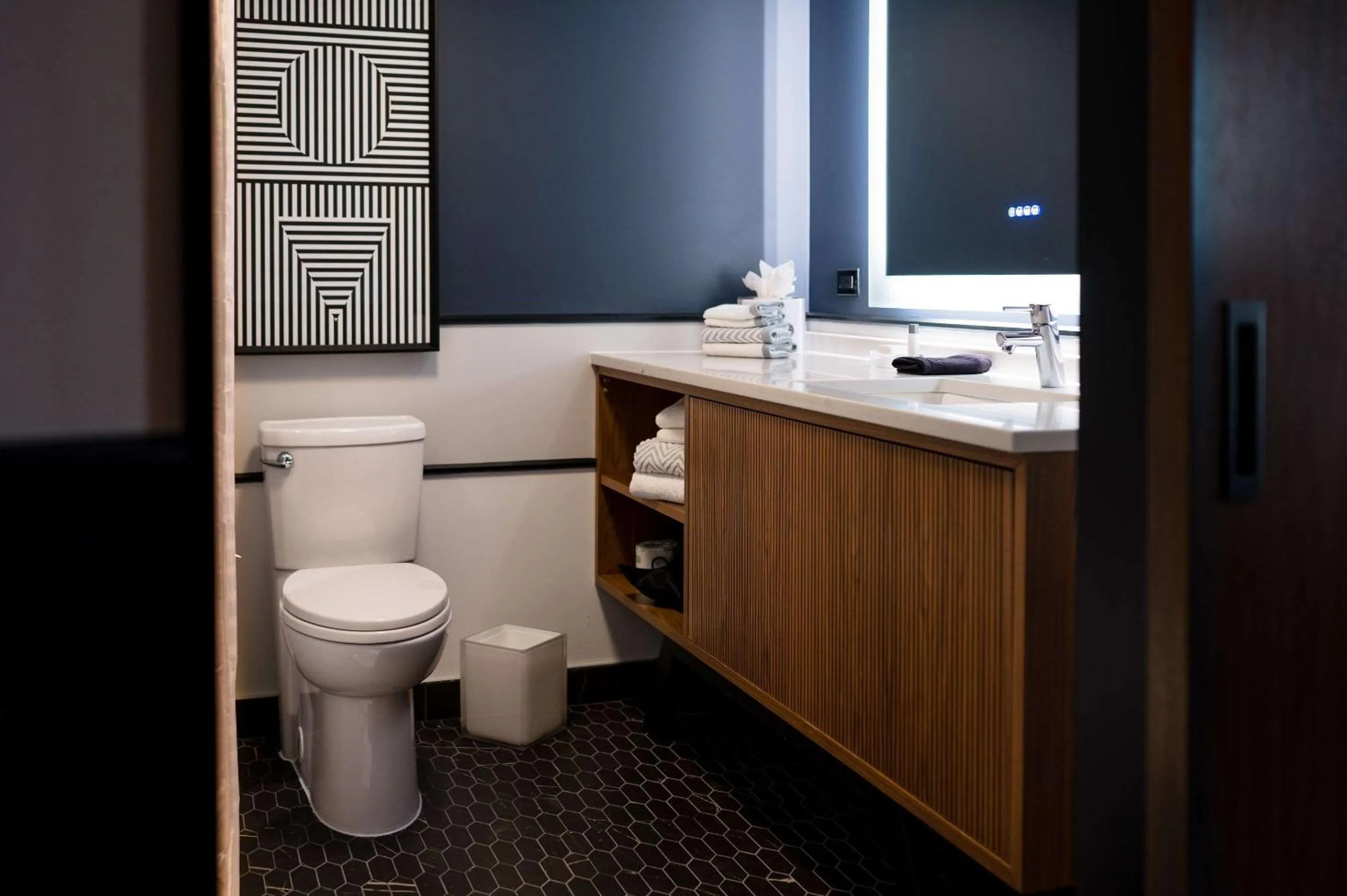 Bedroom in Cambria Hotel Boston Somerville