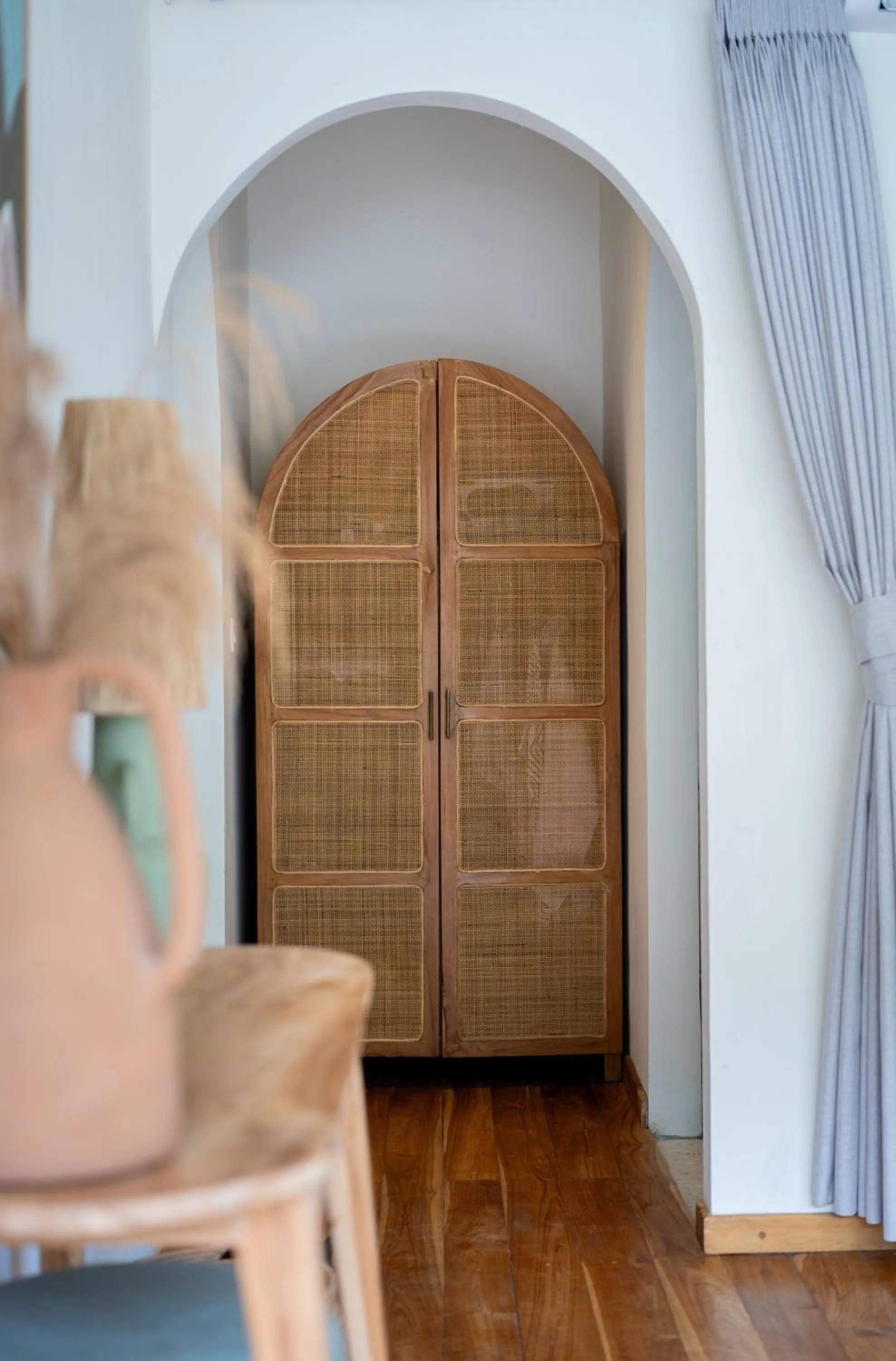 wardrobe in Tiu Oasis Lombok