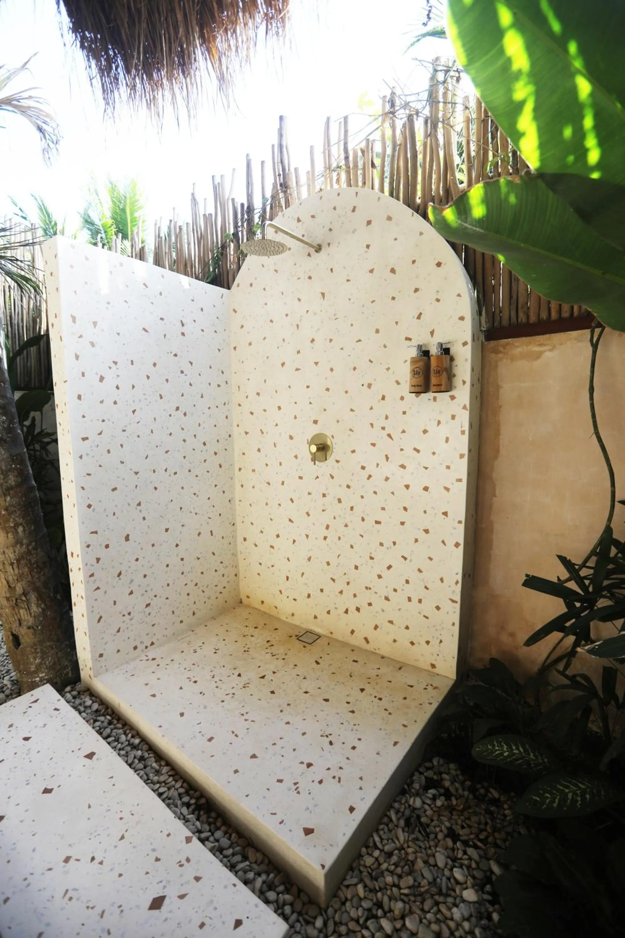 Shower in Tiu Oasis Lombok