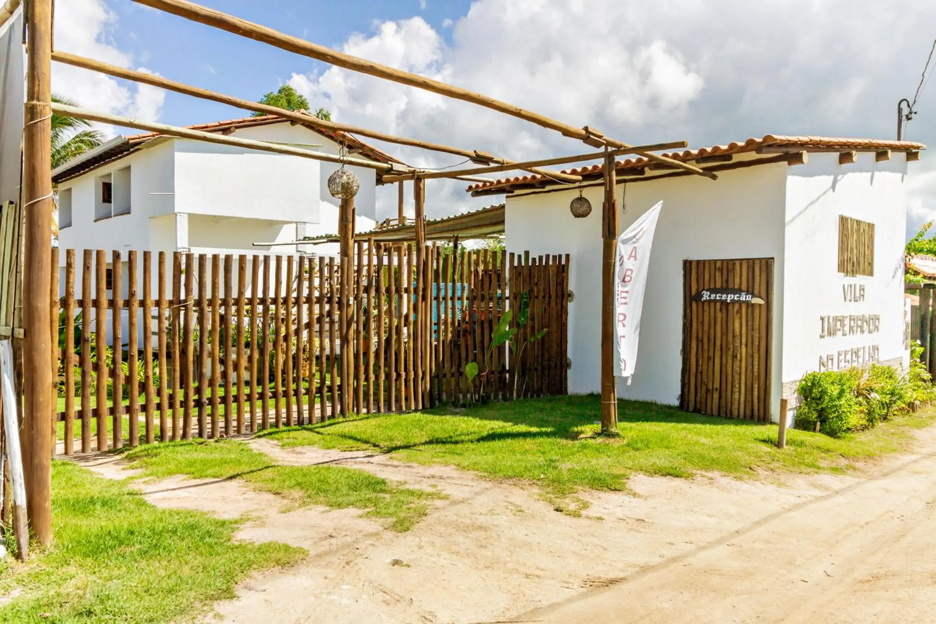 Comfort Triple Room in Pousada Imperador do Espelho Comfort Triple Room in Pousada Imperador do Espelho