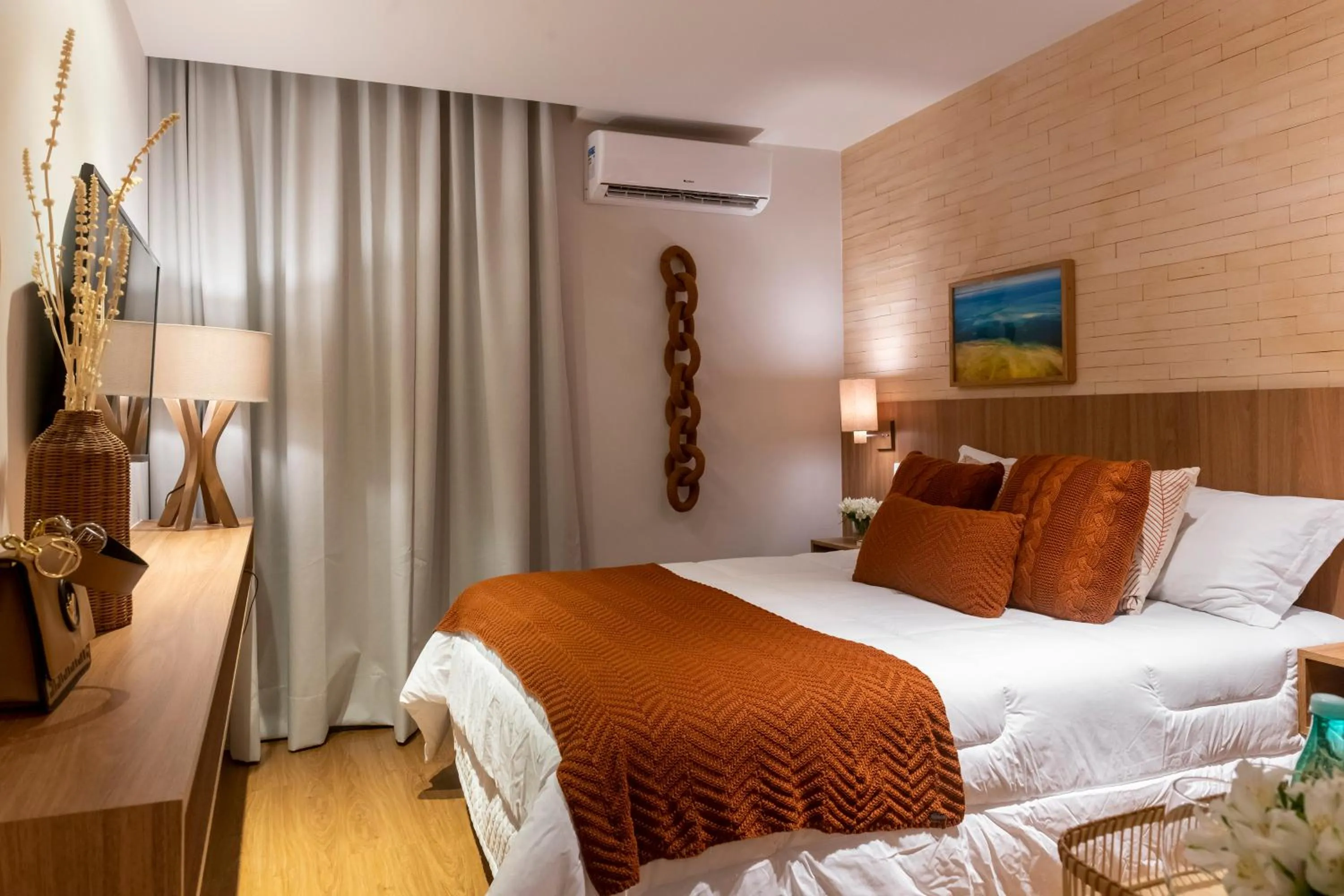 Property building, Bed in Canto Hotel