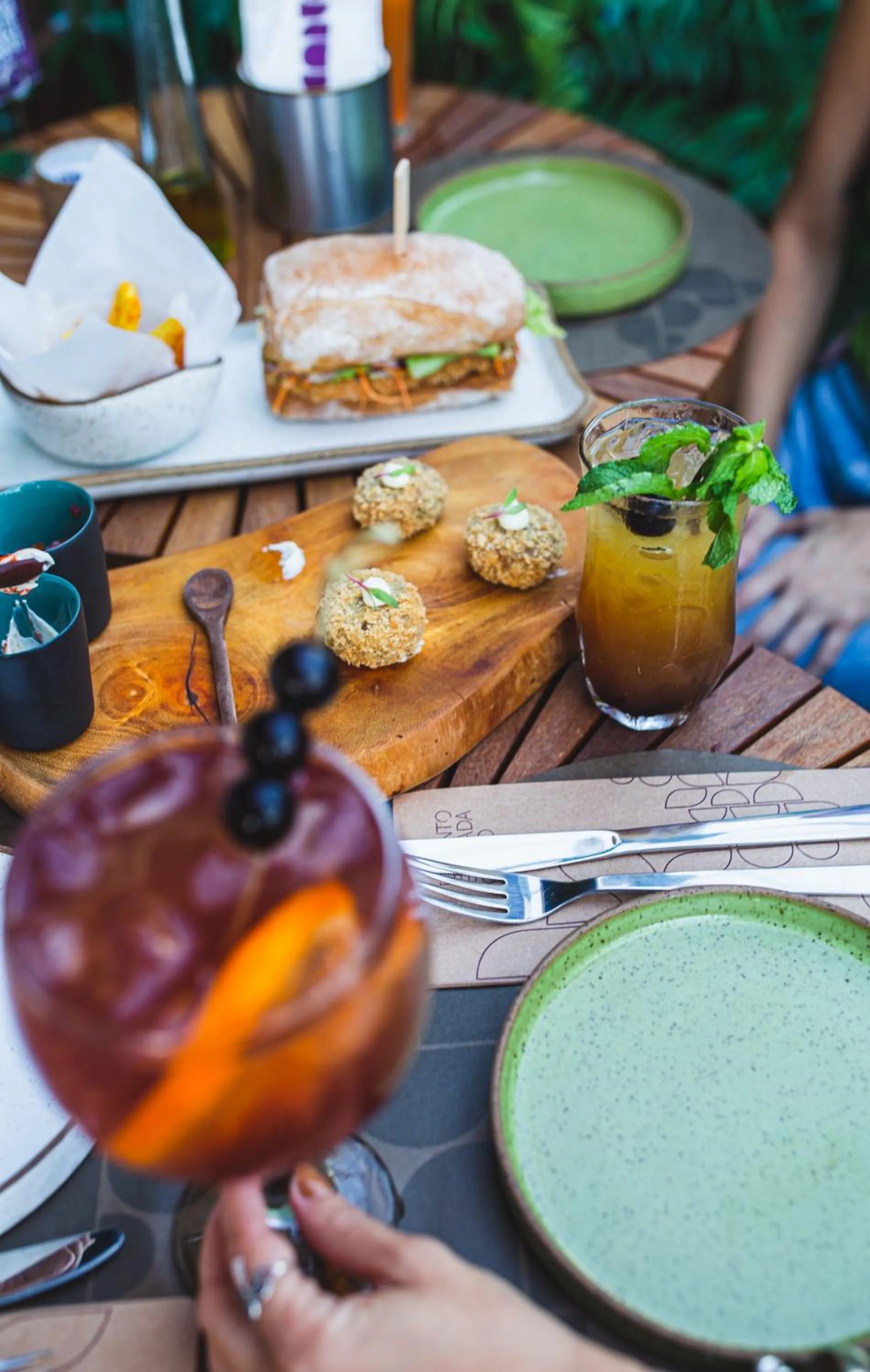 Food and drinks in Canto Hotel