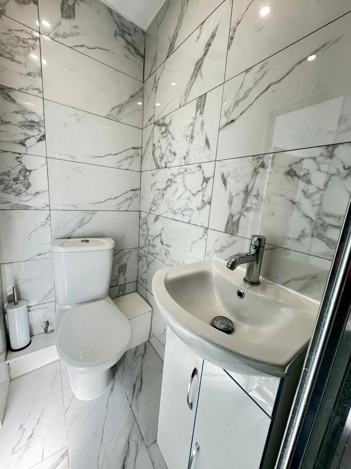 Bathroom in ND Hotel - Hyde Park