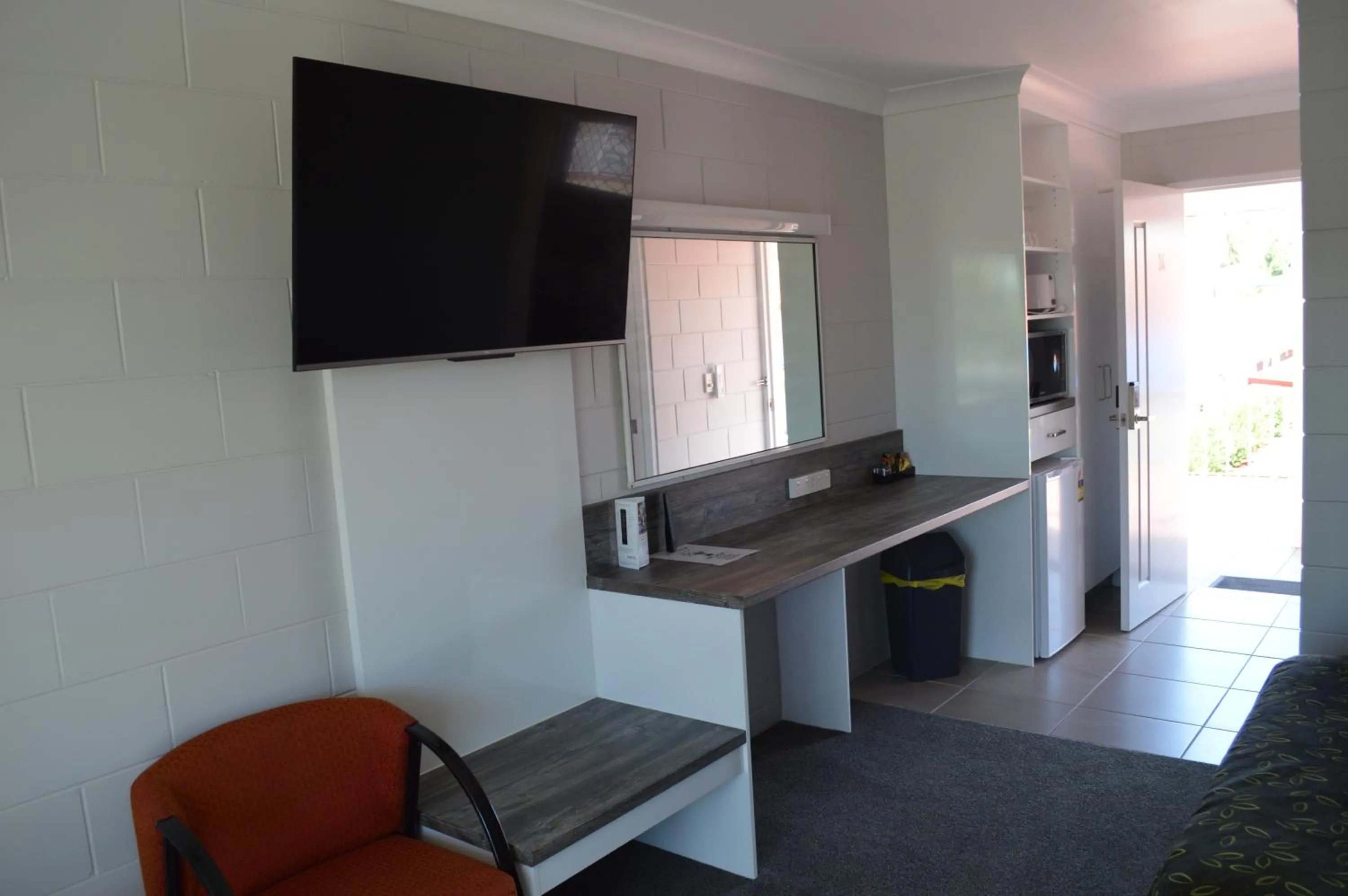 TV and multimedia in Monte Carlo Motor Inn