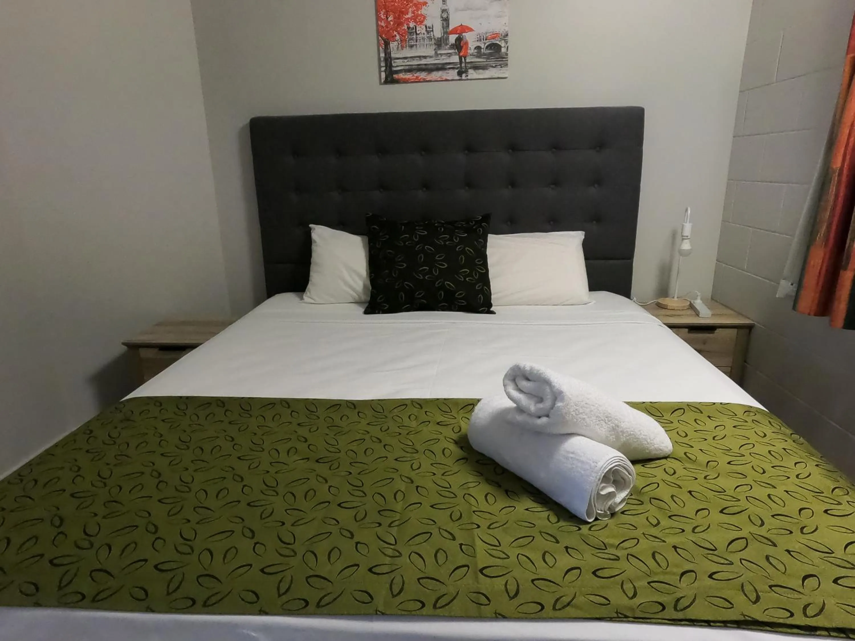 Bed in Monte Carlo Motor Inn