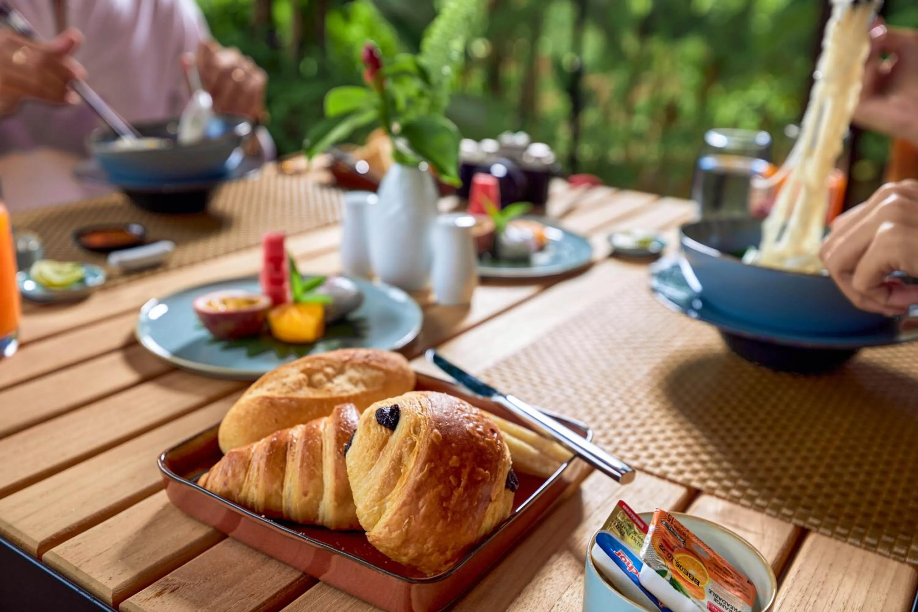 Breakfast in Angkor Green Gardens by Dara