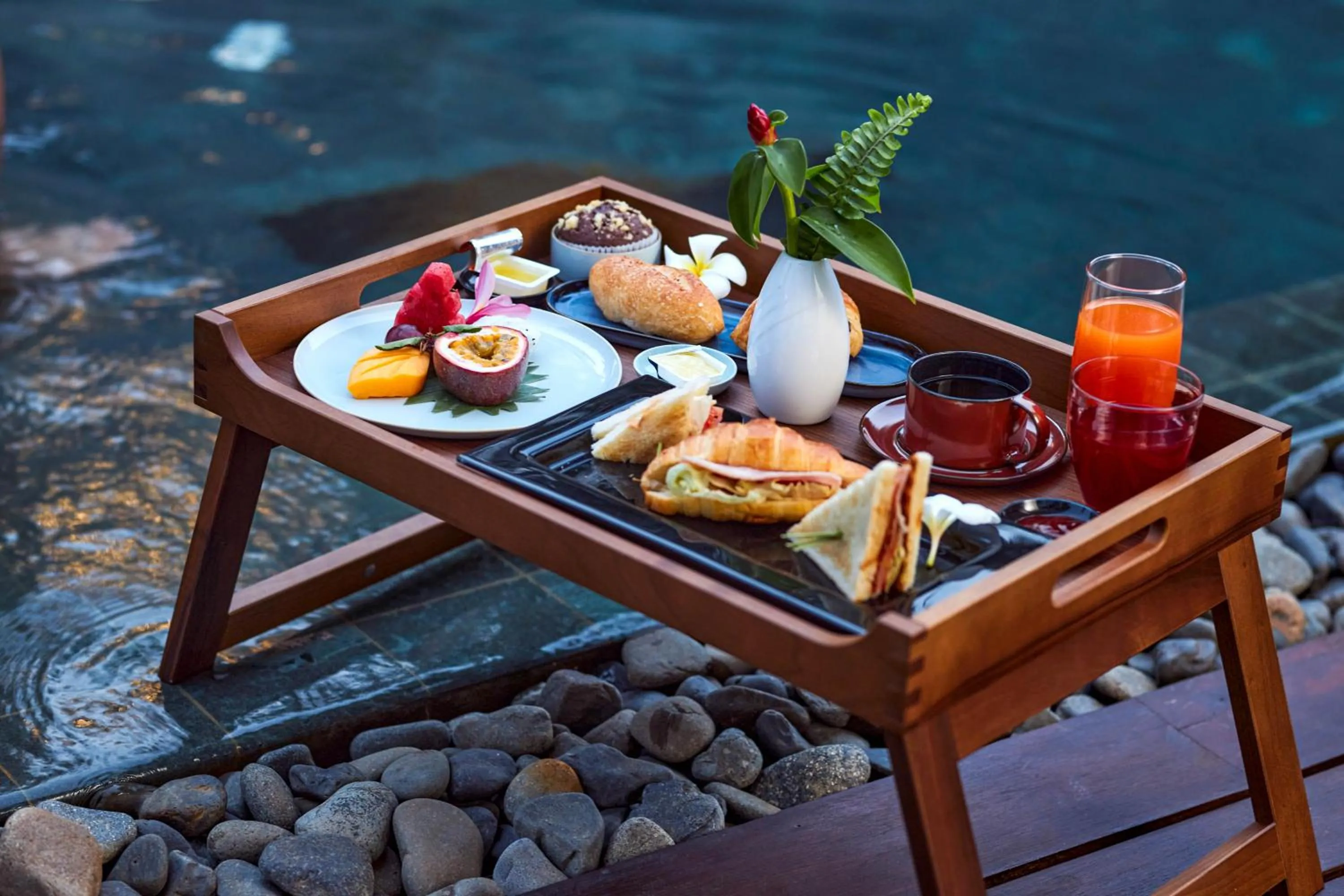 Breakfast in Angkor Green Gardens by Dara