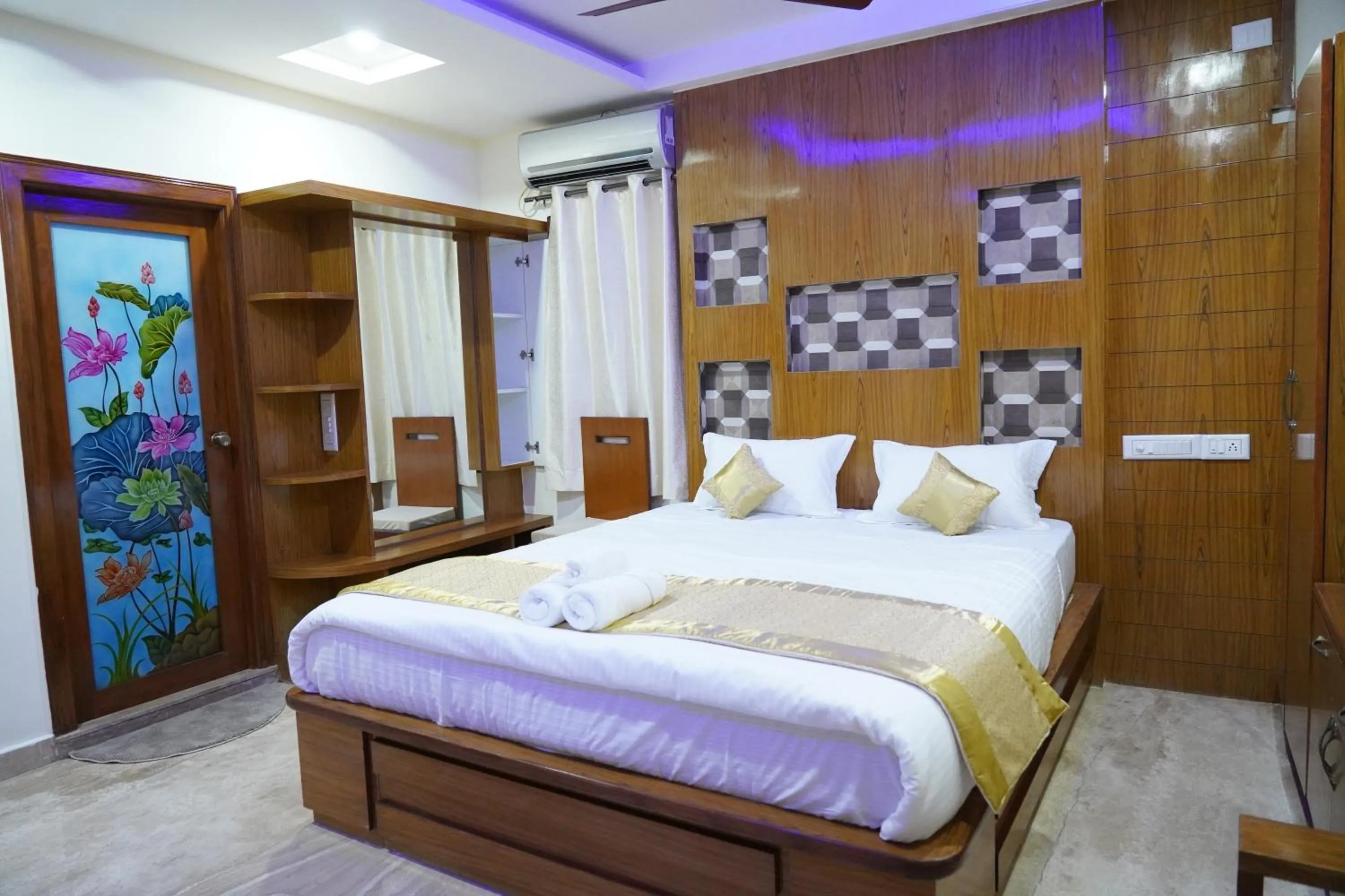 Photo of the whole room in Classia Suites