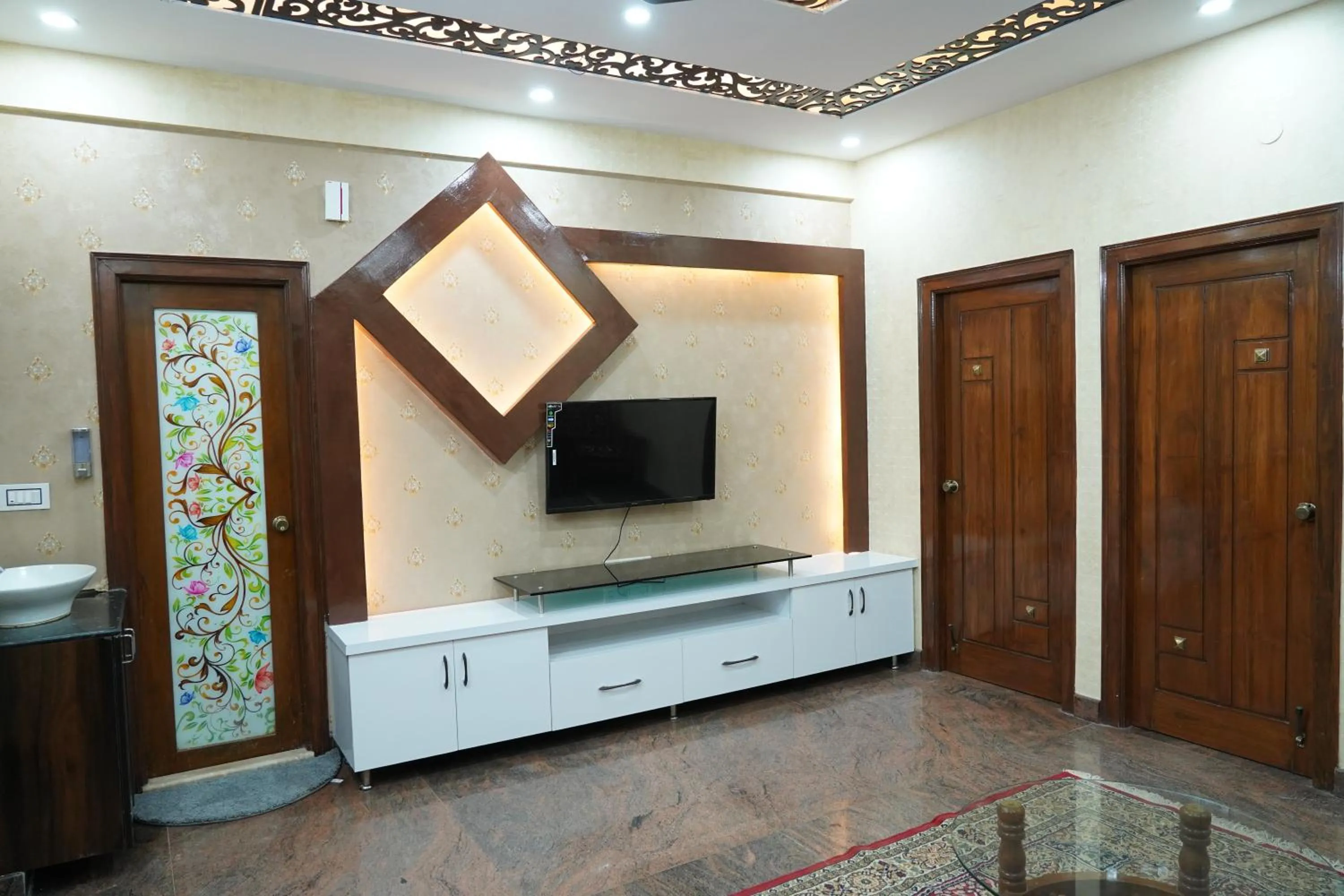 TV and multimedia in Classia Suites