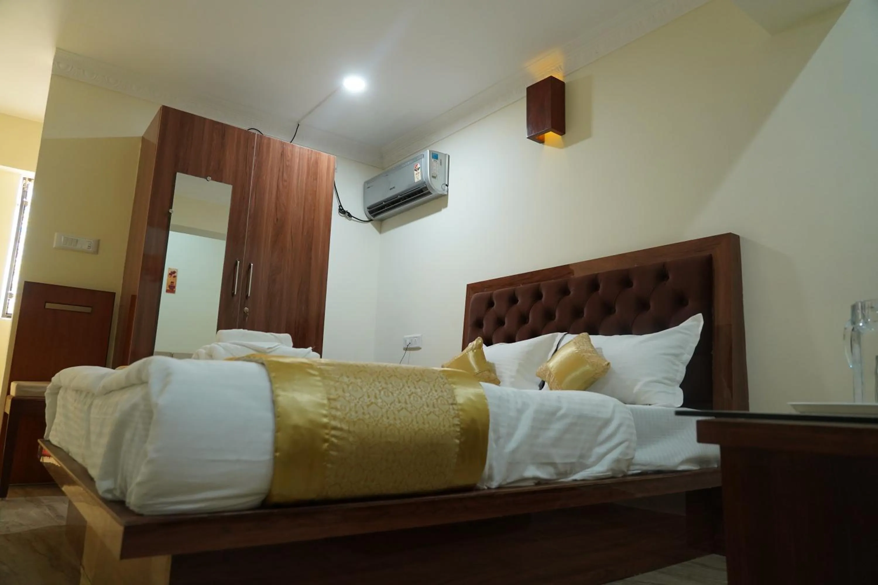 Photo of the whole room in Classia Suites