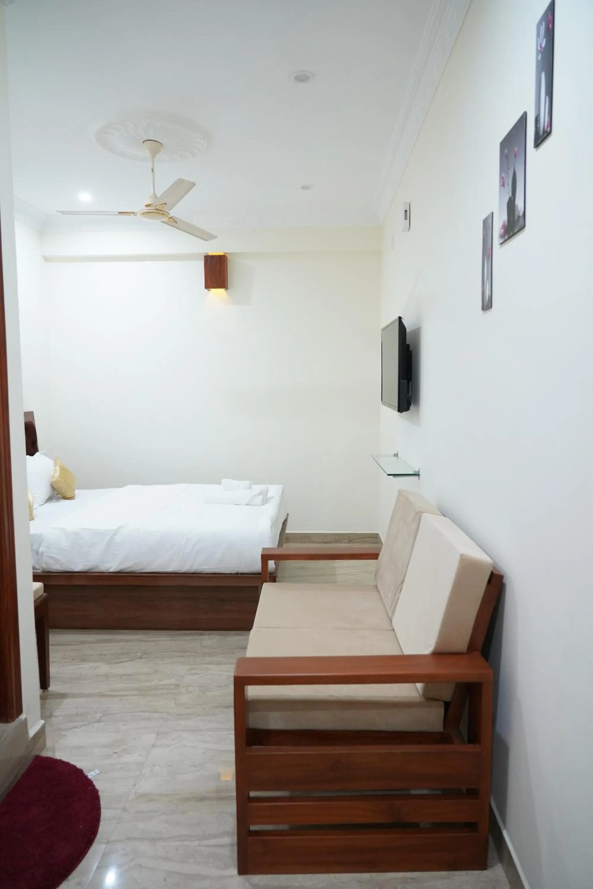 Photo of the whole room in Classia Suites