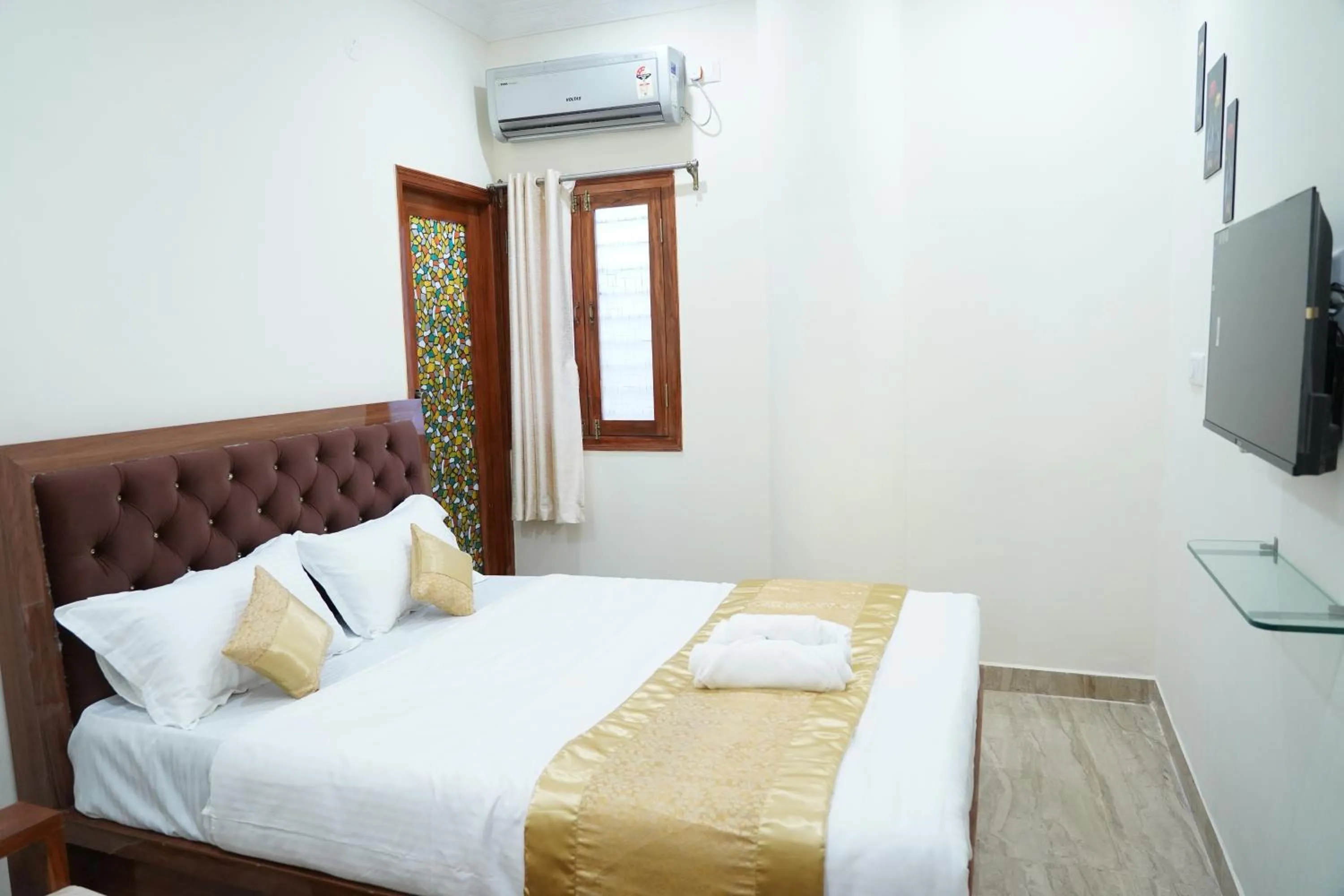 Photo of the whole room in Classia Suites