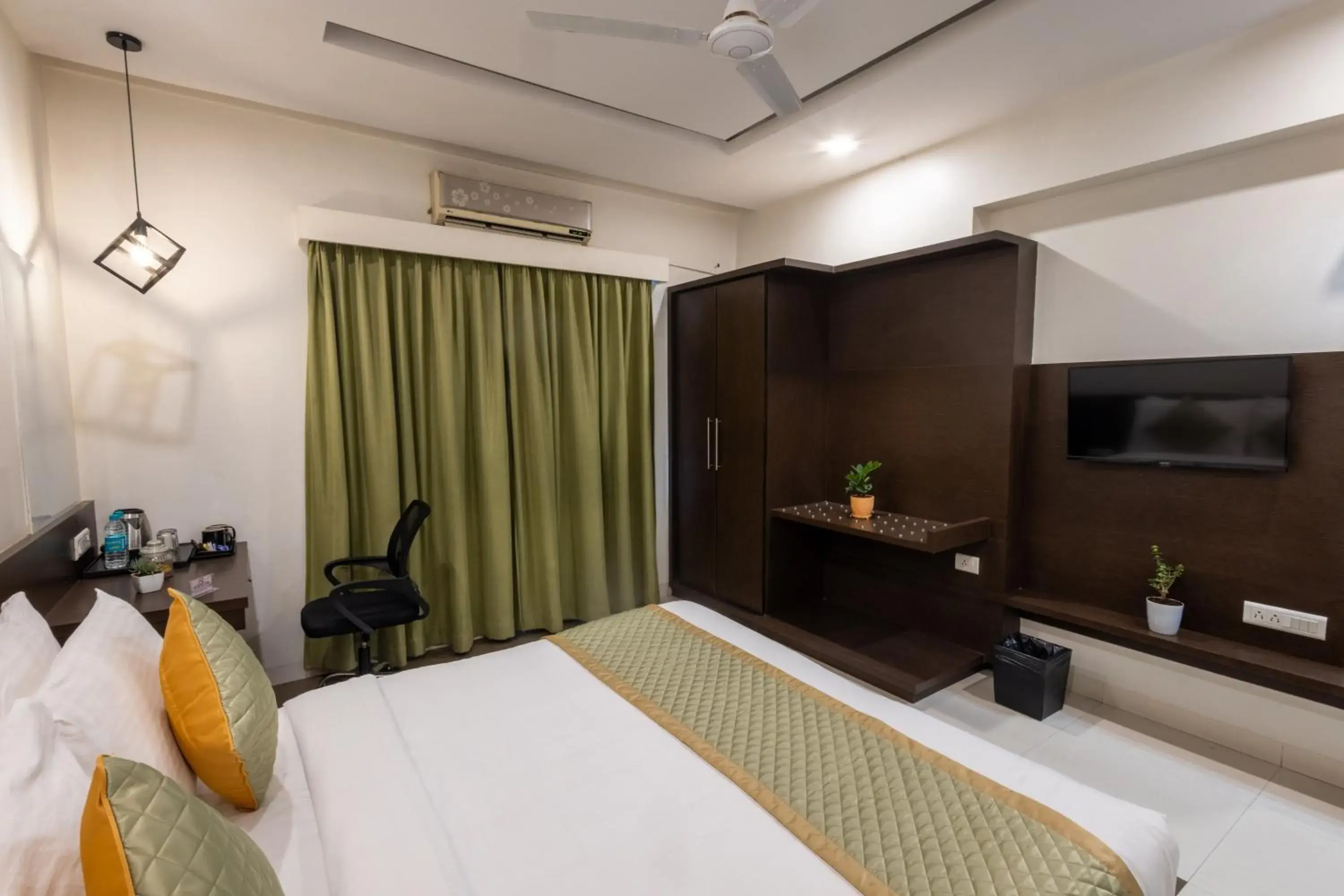 Standard Double Room in Forest Keys By VYDA Standard Double Room in Forest Keys By VYDA