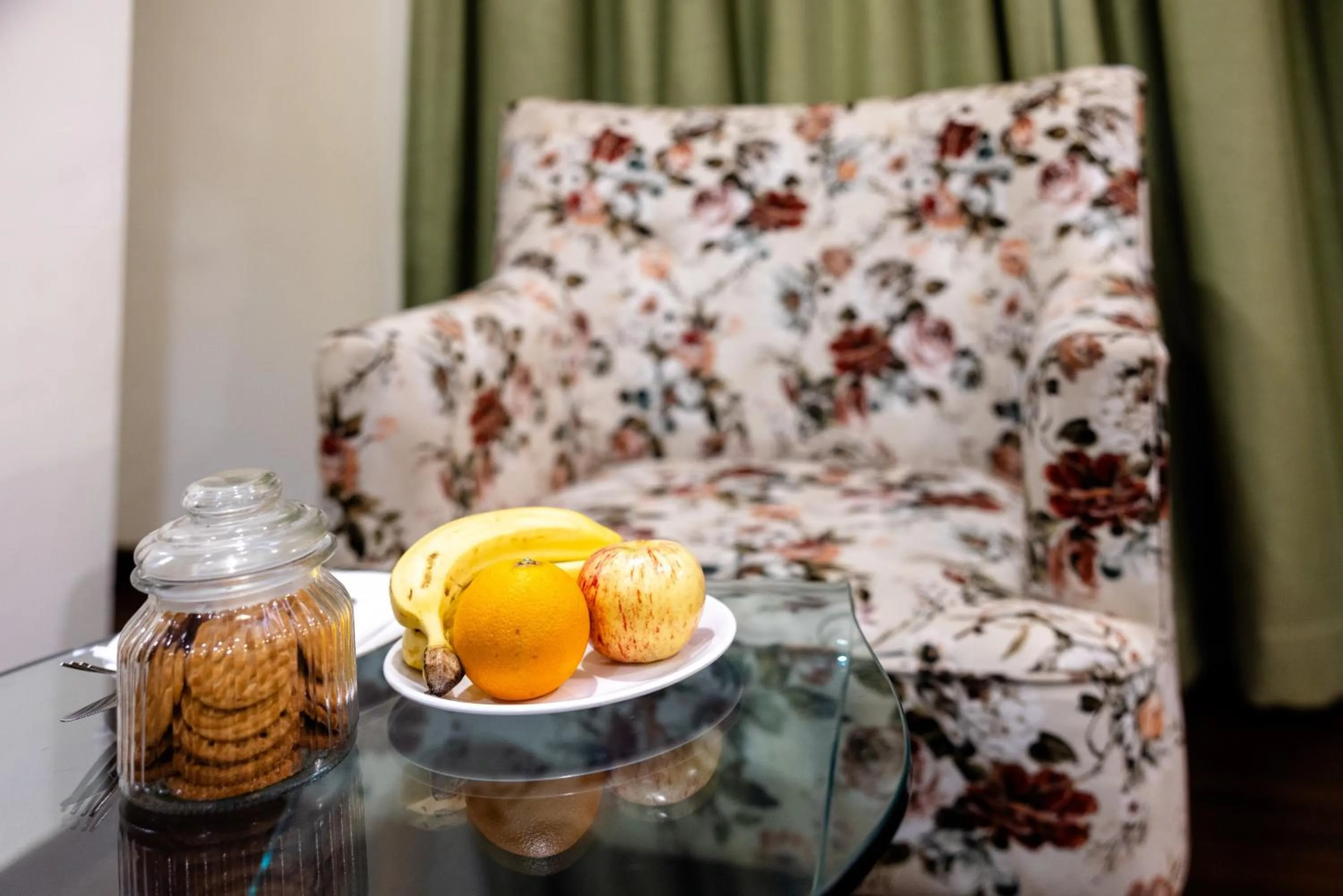 room service in Forest Keys By VYDA