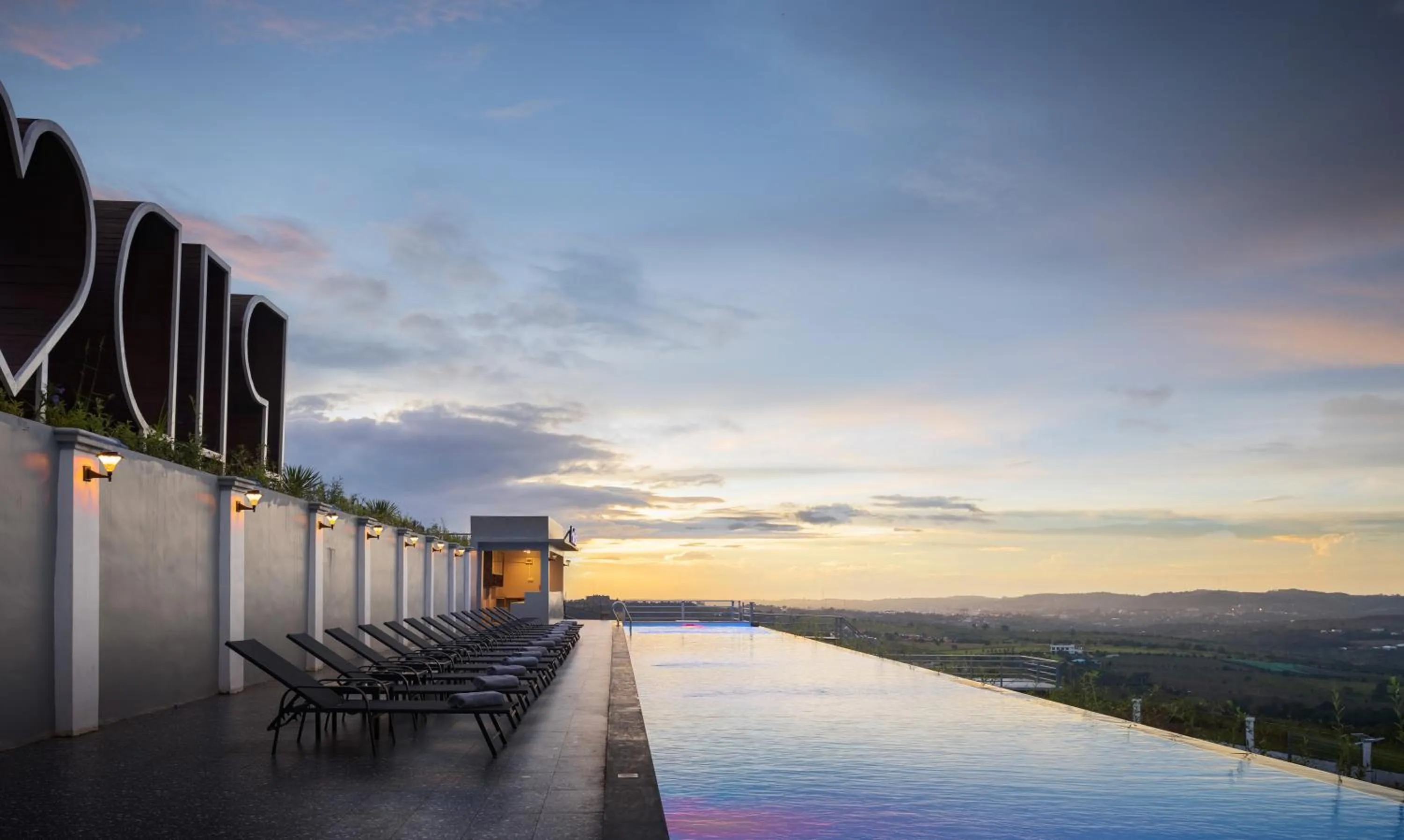 Swimming pool in Pidoma Resort by EHM