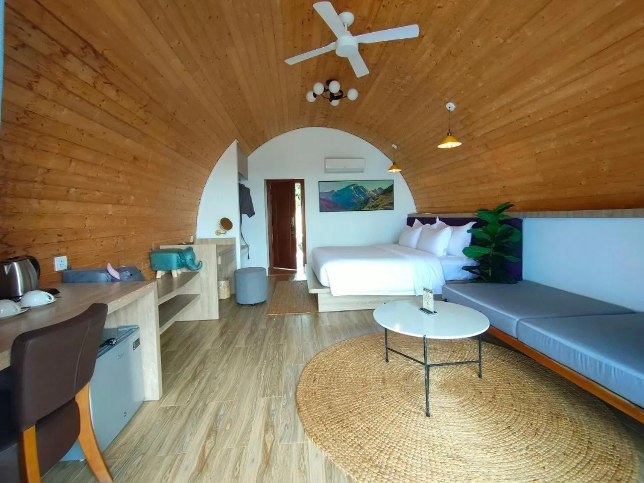 Photo of the whole room in Pidoma Resort by EHM