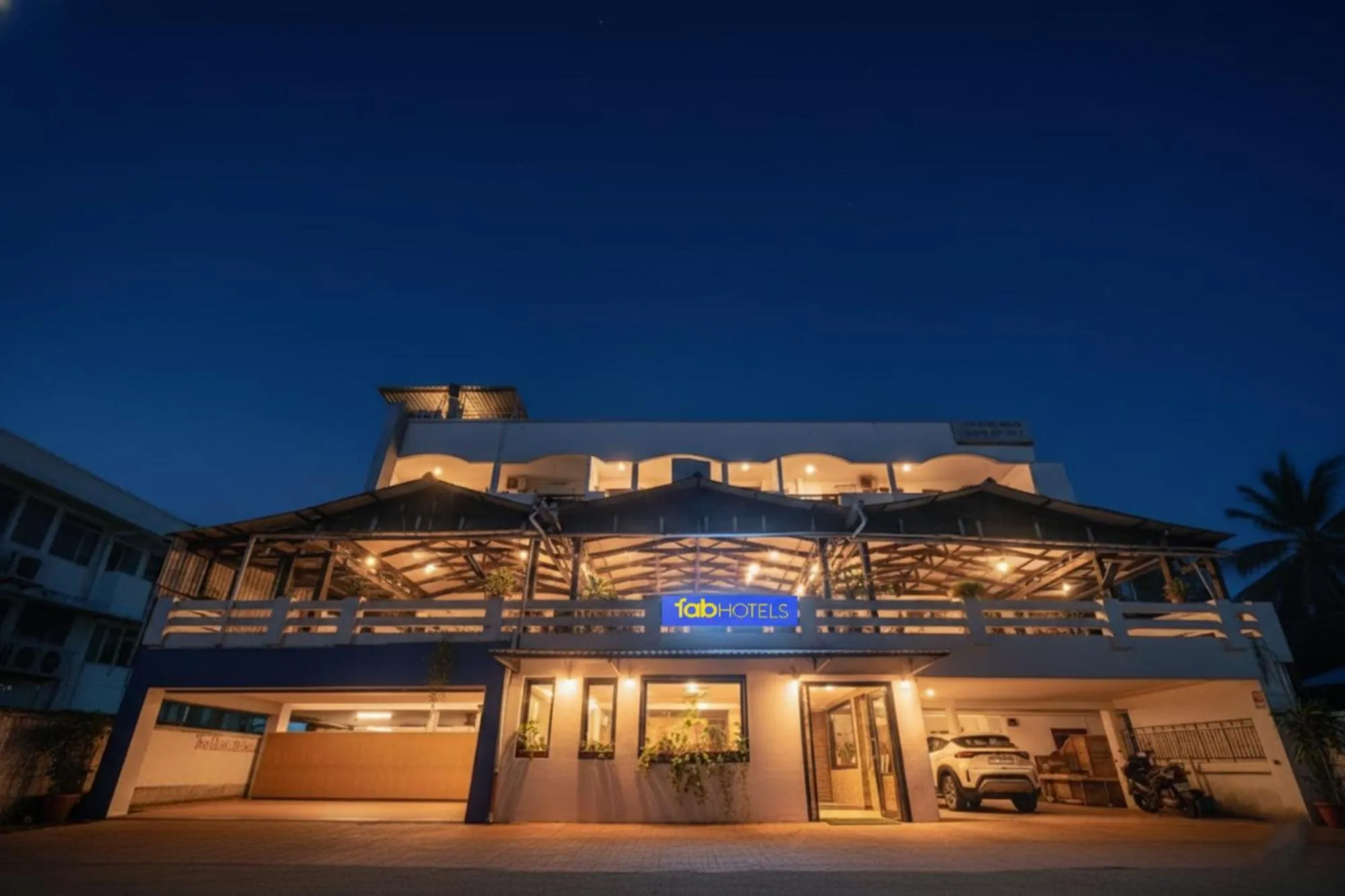 Property building in FabHotel A&M - Nr LV Prasad Institute, Banjara Hills