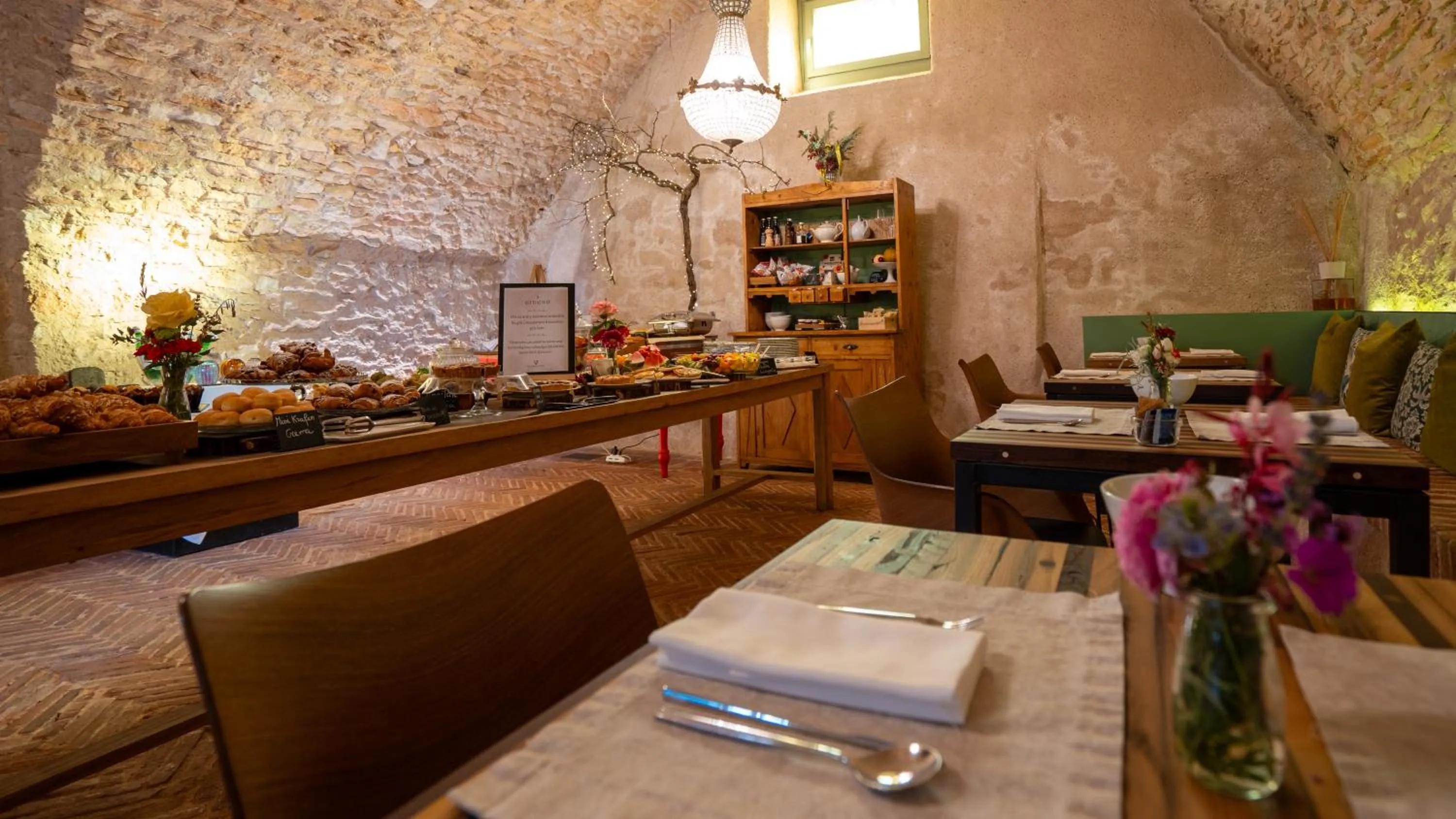 Breakfast in Villa Balis Crema Verona Hills