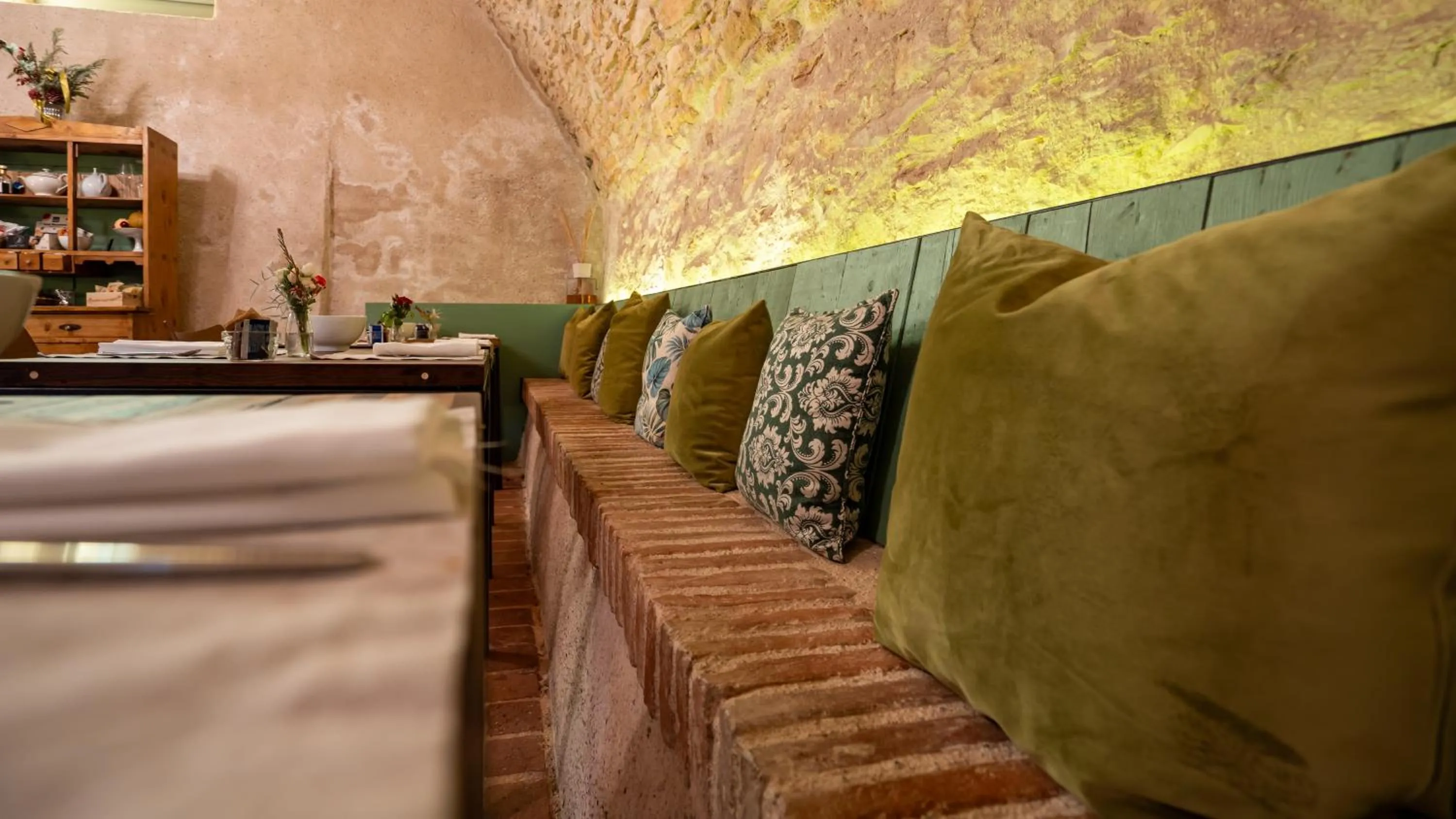 Breakfast in Villa Balis Crema Verona Hills