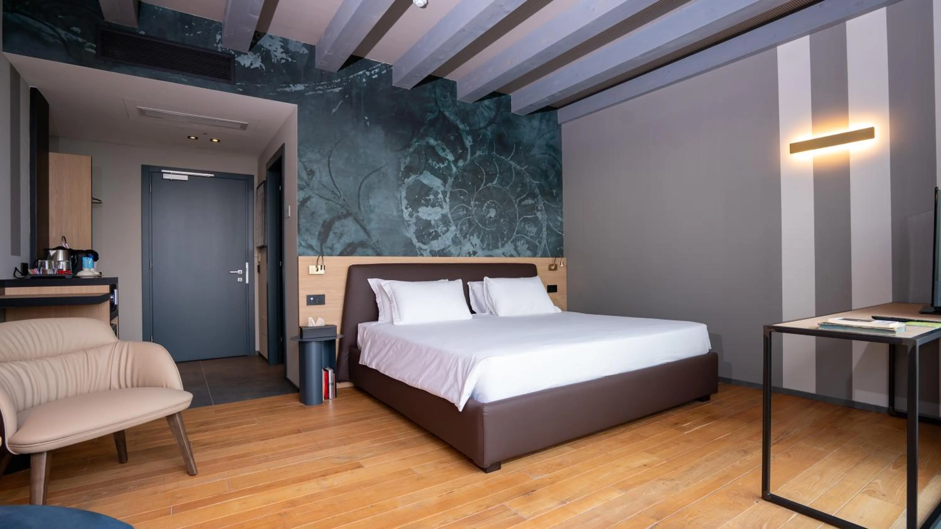 Bedroom, Bed in Villa Balis Crema Verona Hills