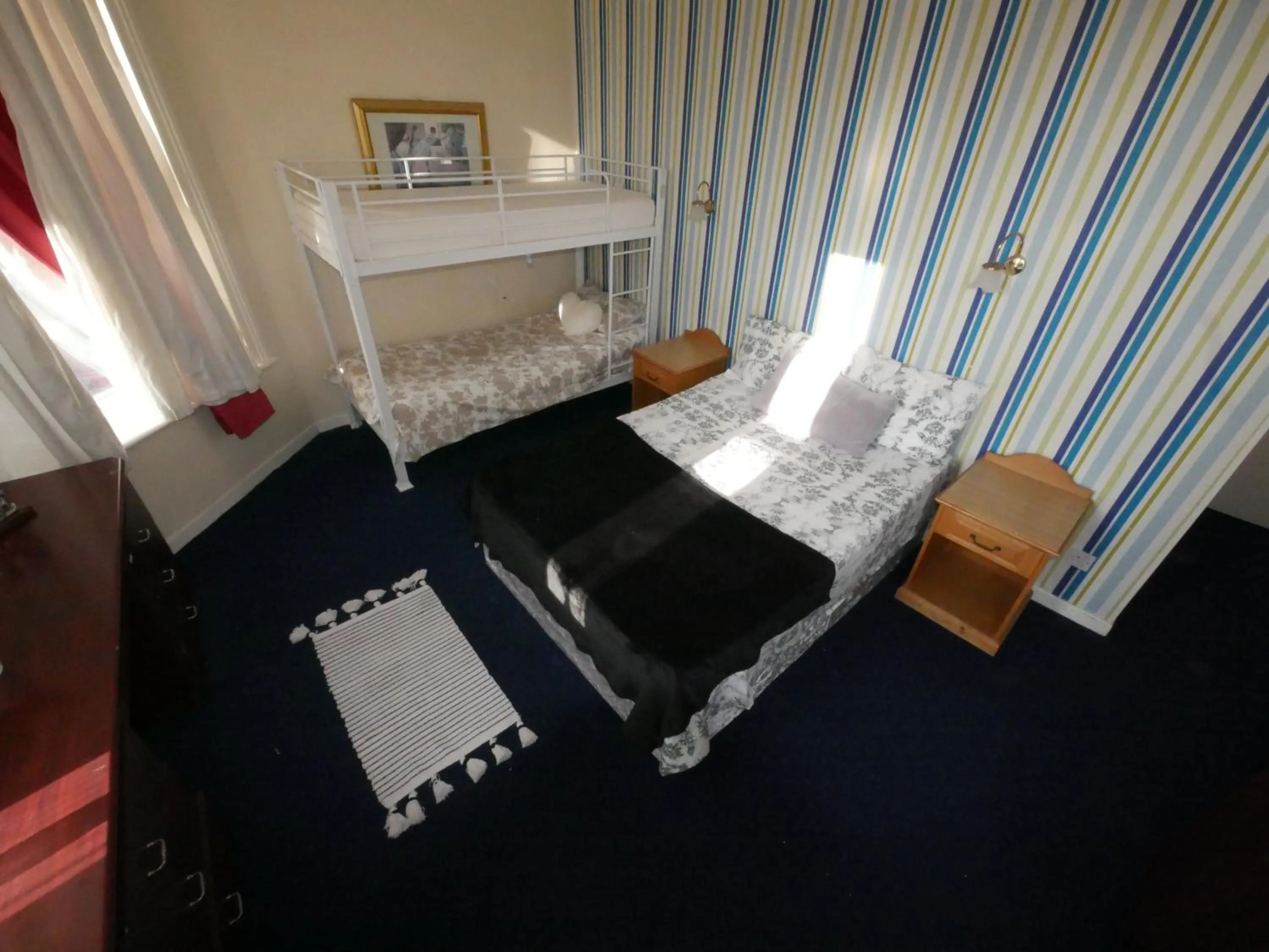 Bed in Bourne Hall Hotel