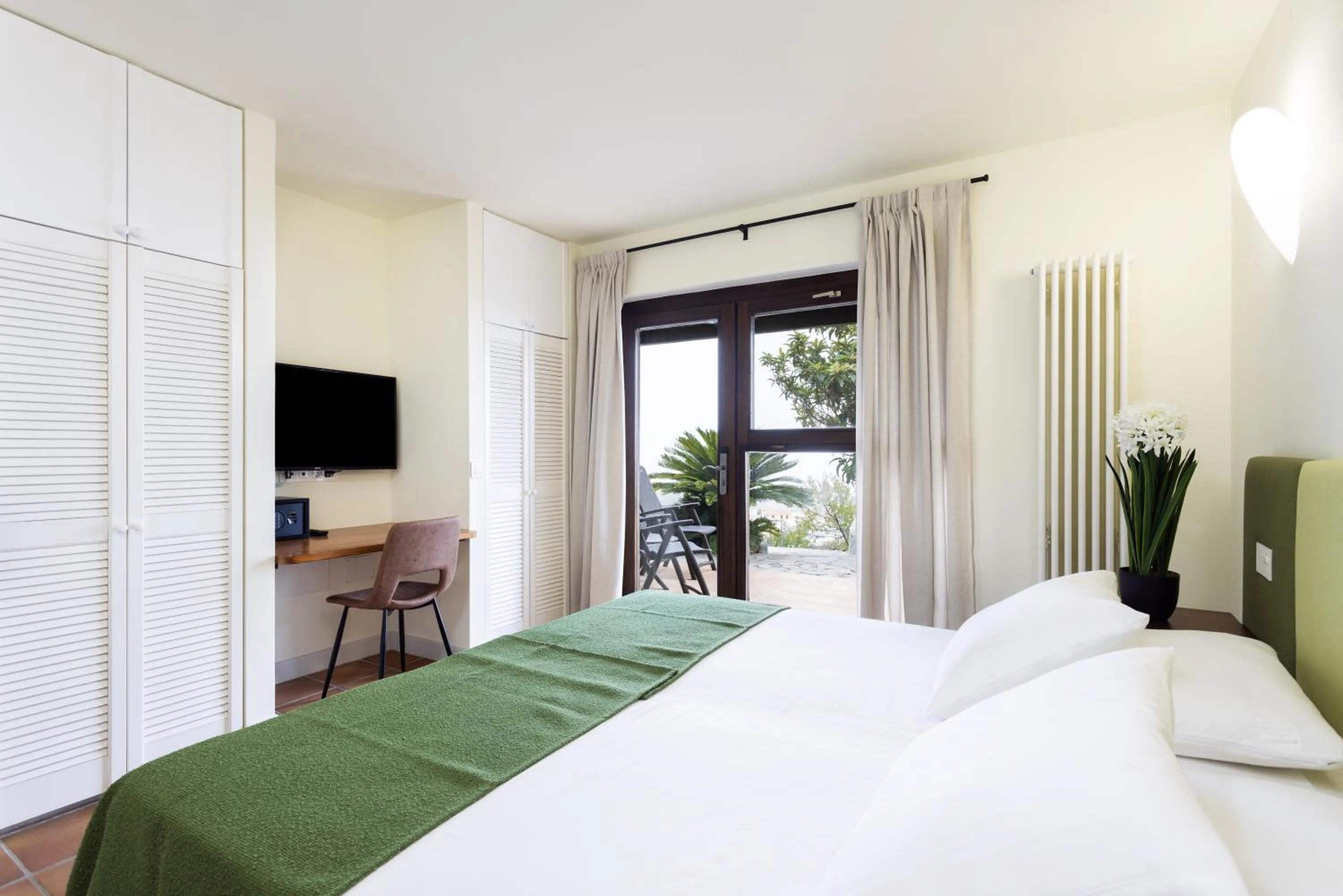 Bedroom, Bed in Hotel Alta Montaña